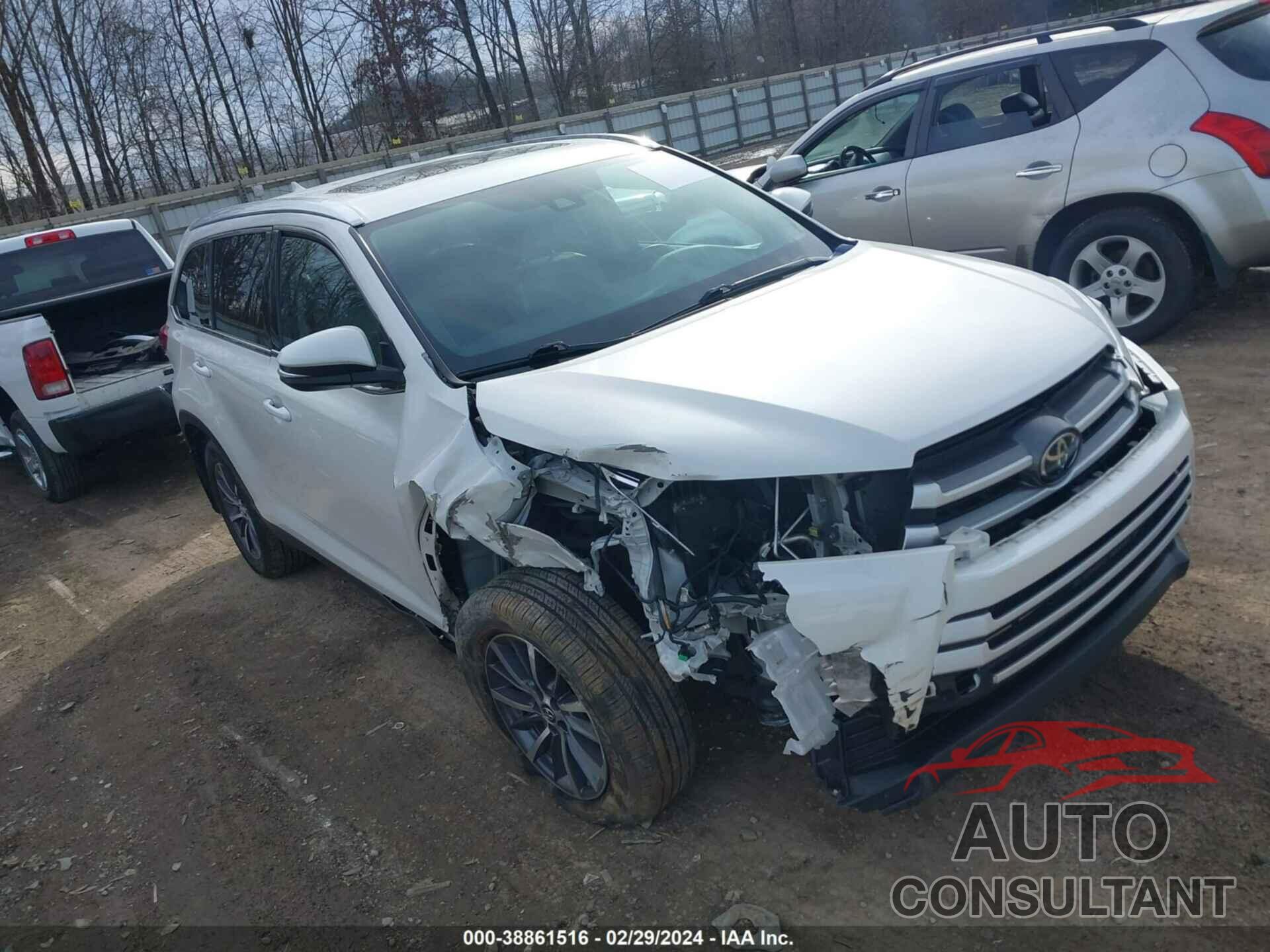 TOYOTA HIGHLANDER 2019 - 5TDJZRFH0KS601355