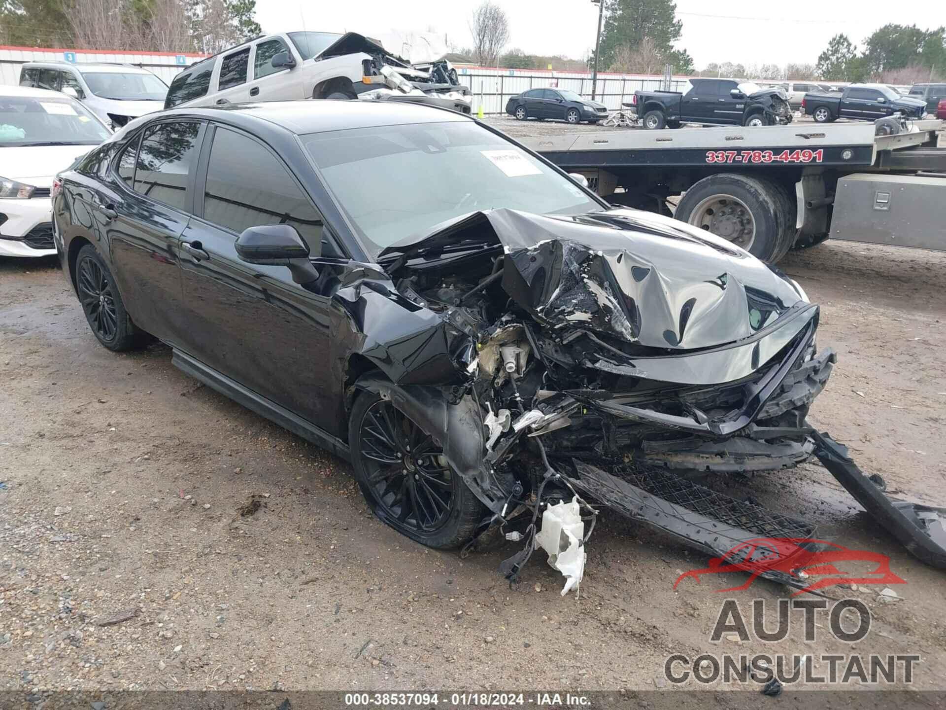 TOYOTA CAMRY 2019 - 4T1B11HK3KU245738