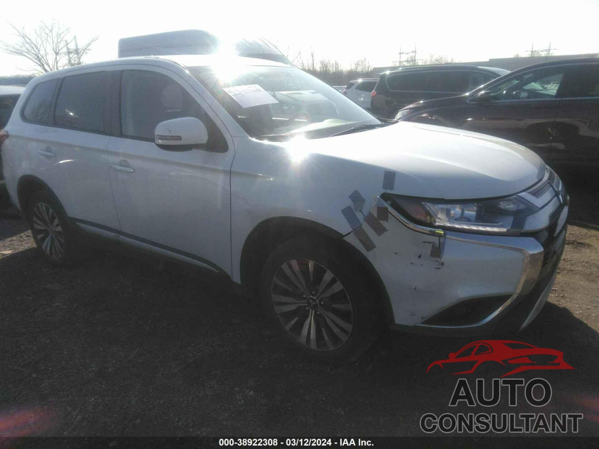 MITSUBISHI OUTLANDER 2019 - JA4AD3A36KZ049960