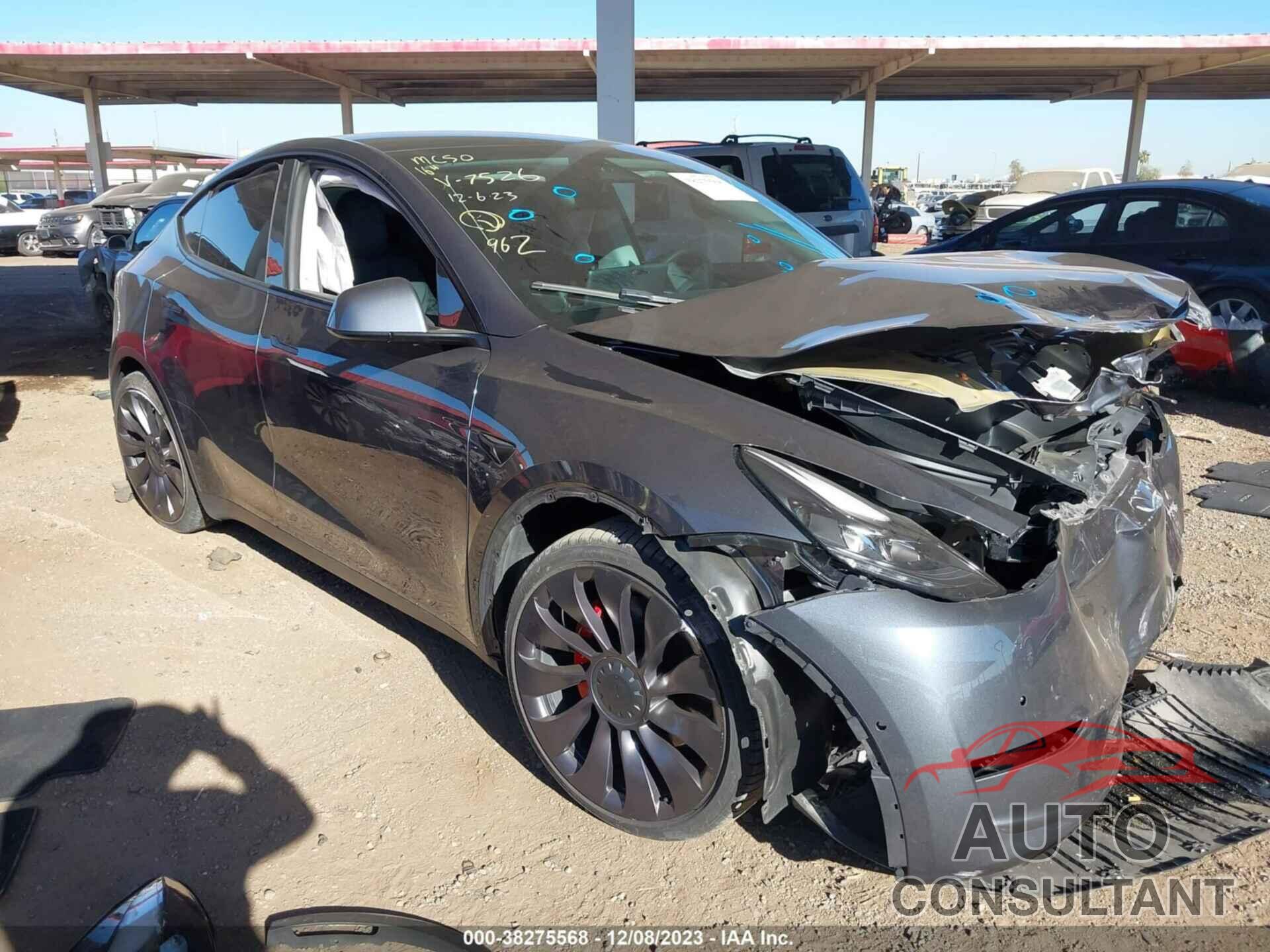 TESLA MODEL Y 2021 - 5YJYGDEF8MF267526