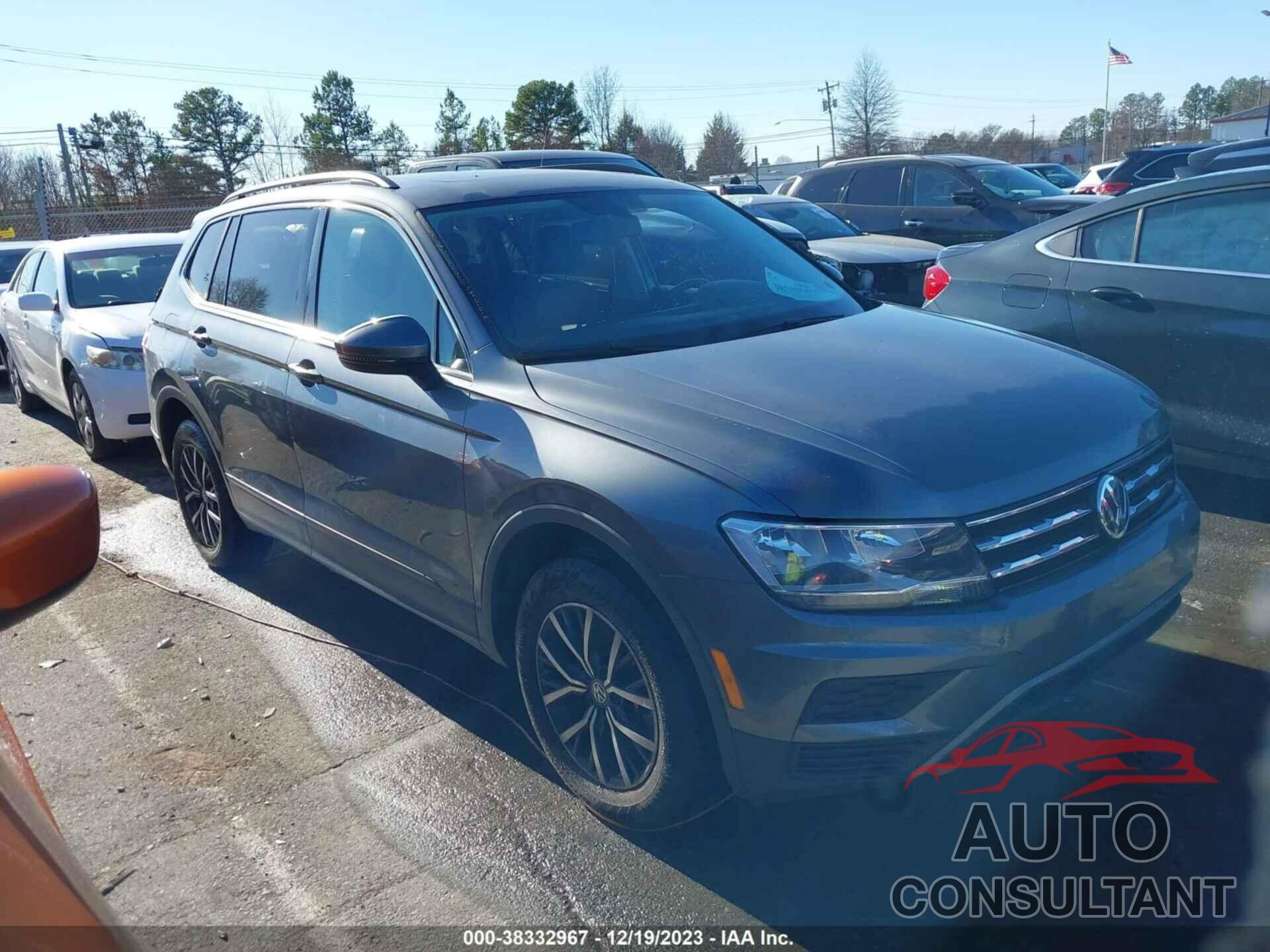 VOLKSWAGEN TIGUAN 2019 - 3VV3B7AX7KM184799