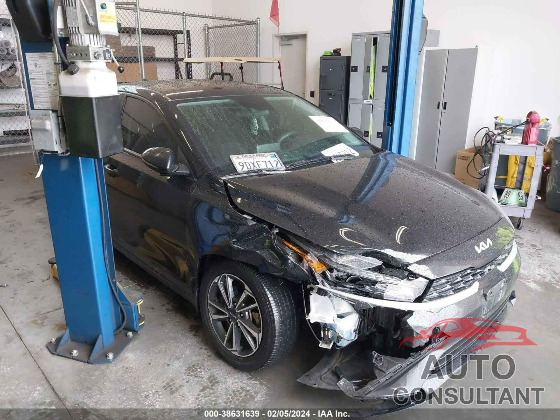 KIA FORTE 2023 - 3KPF24AD0PE556405