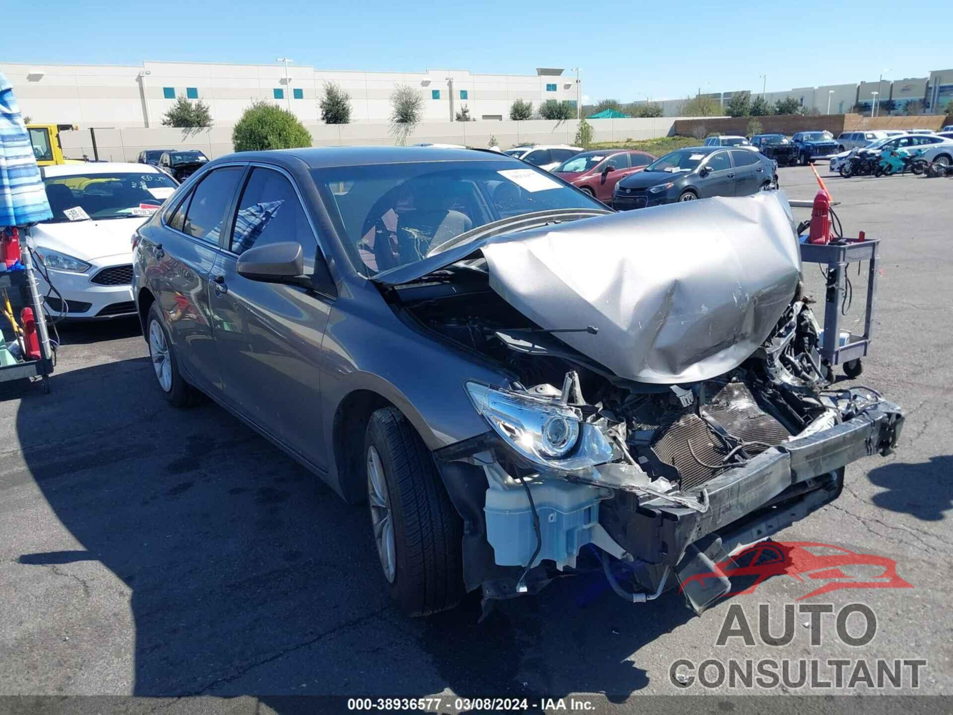 TOYOTA CAMRY 2016 - 4T4BF1FK6GR569462
