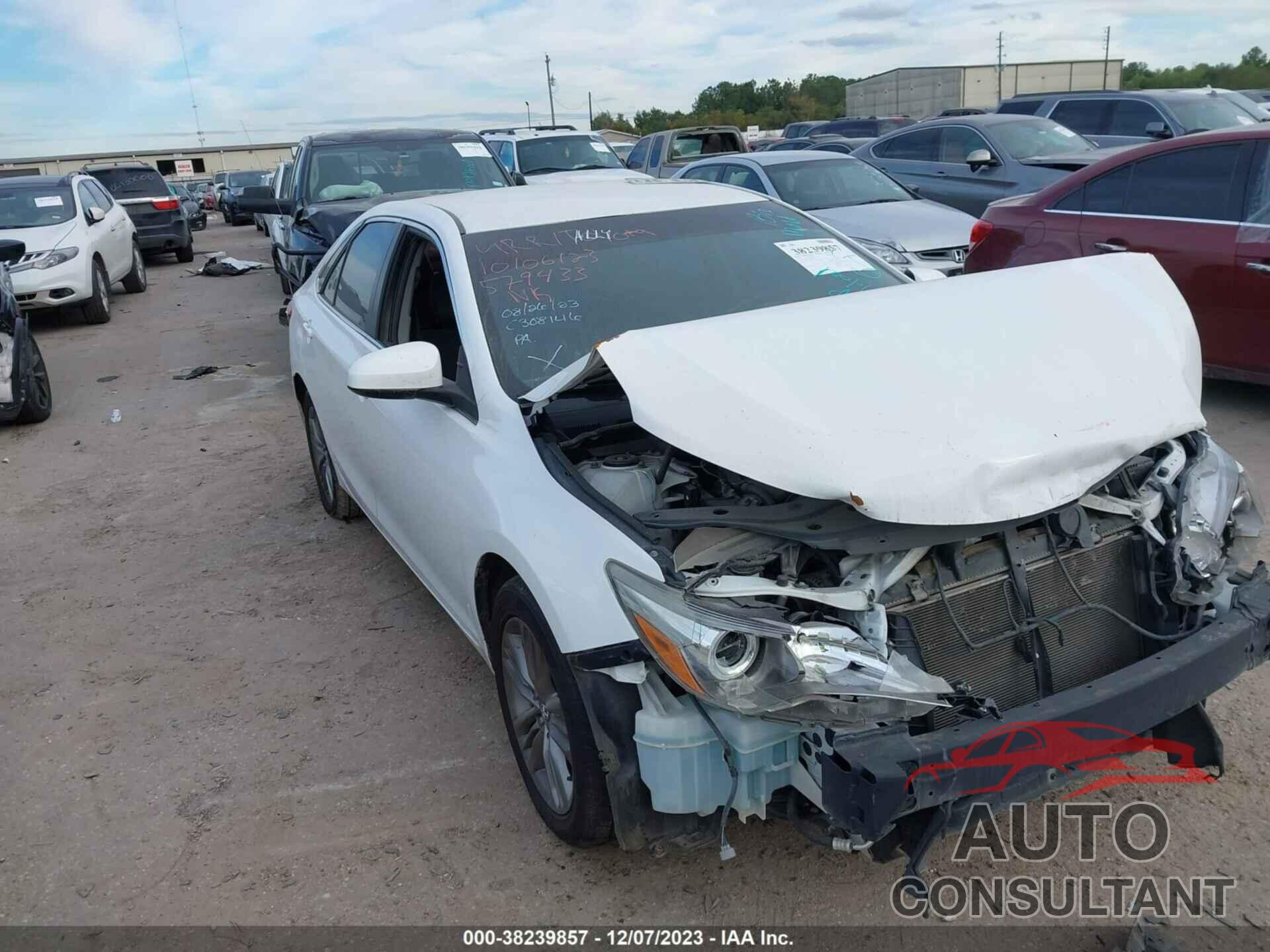 TOYOTA CAMRY 2016 - 4T1BF1FK2GU579433