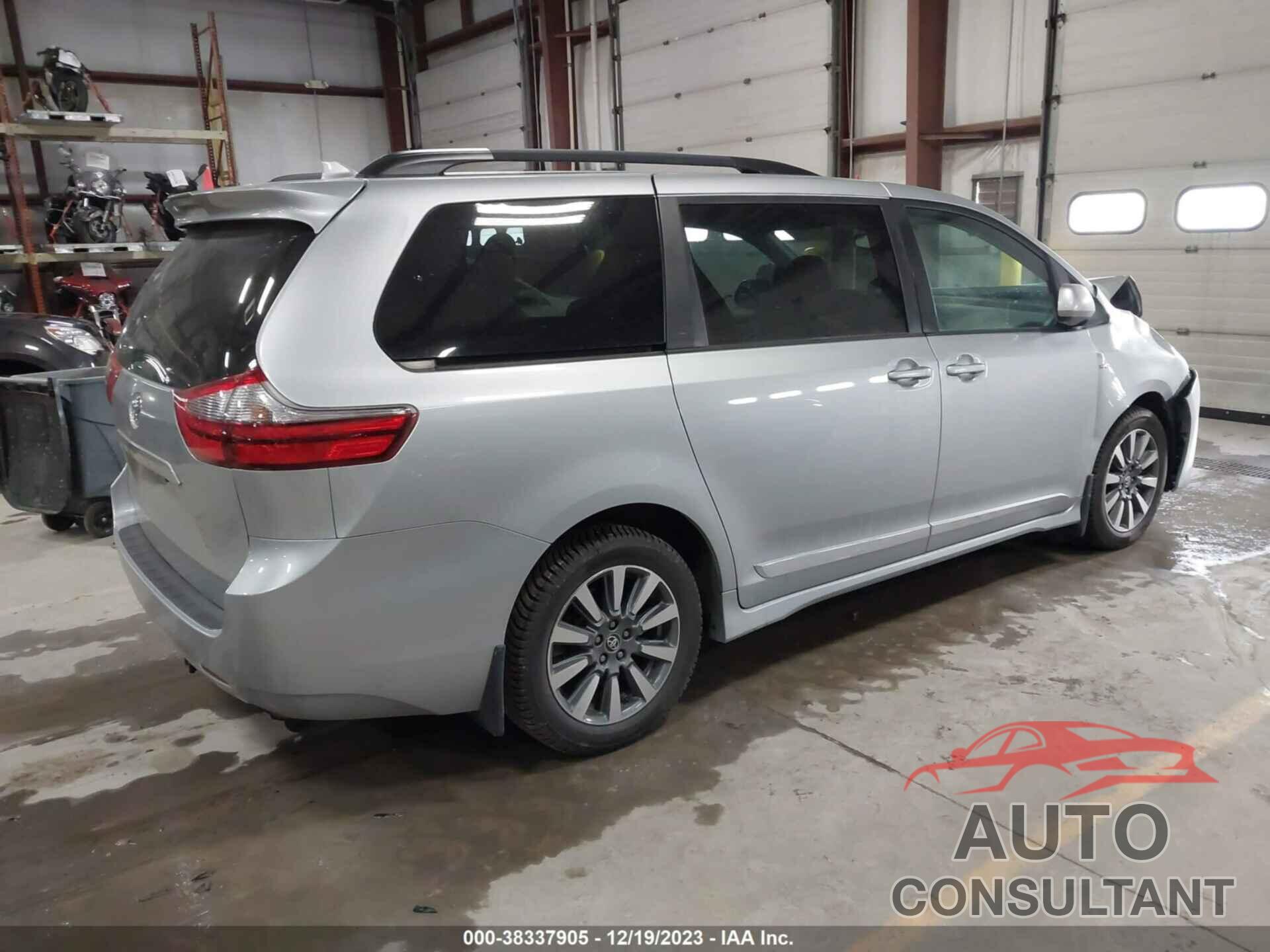 TOYOTA SIENNA 2020 - 5TDJZ3DC1LS242636