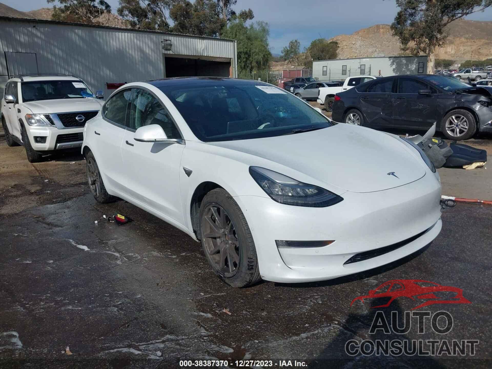 TESLA MODEL 3 2018 - 5YJ3E1EA1JF059647