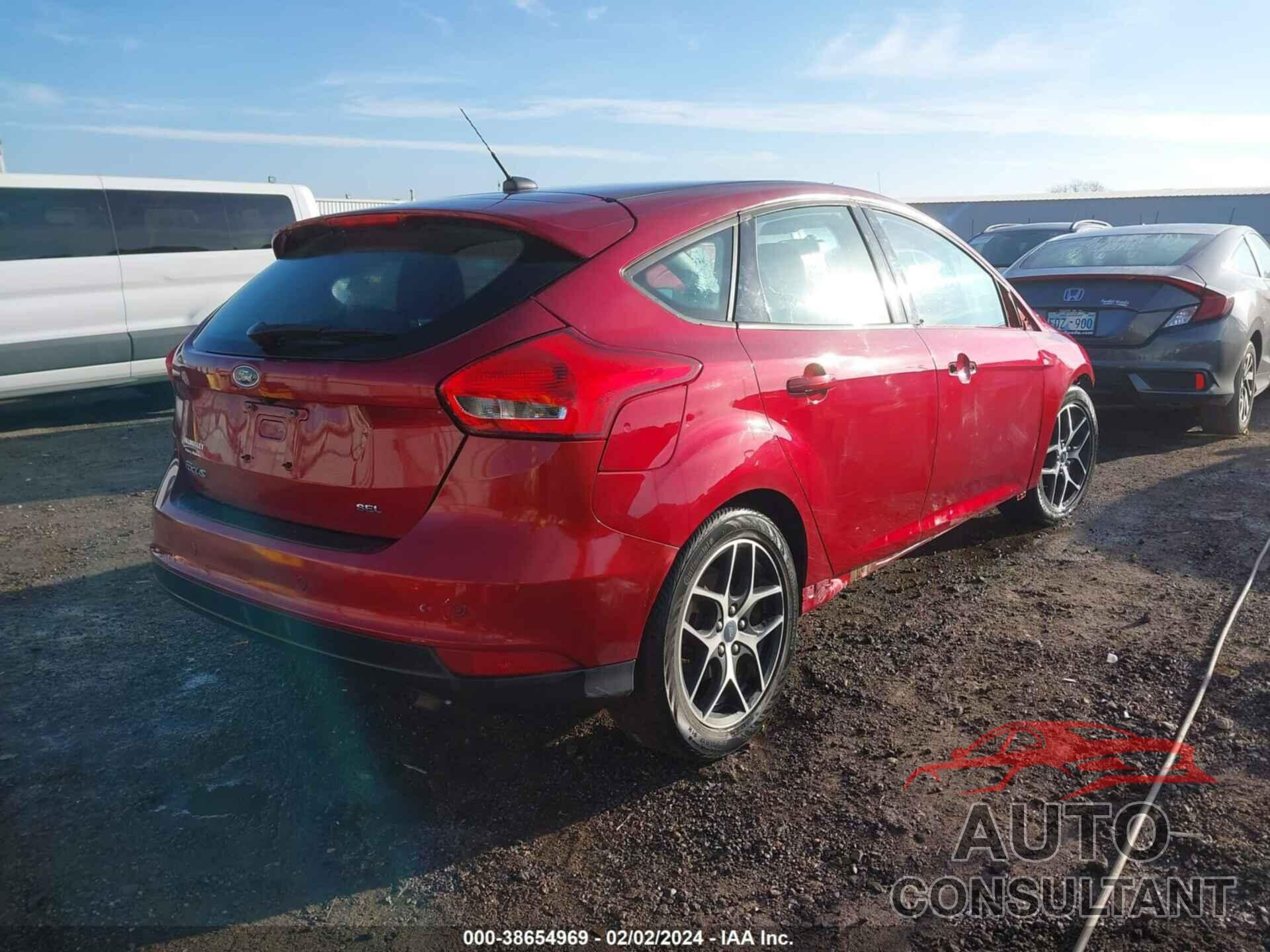 FORD FOCUS 2017 - 1FADP3M29HL318872