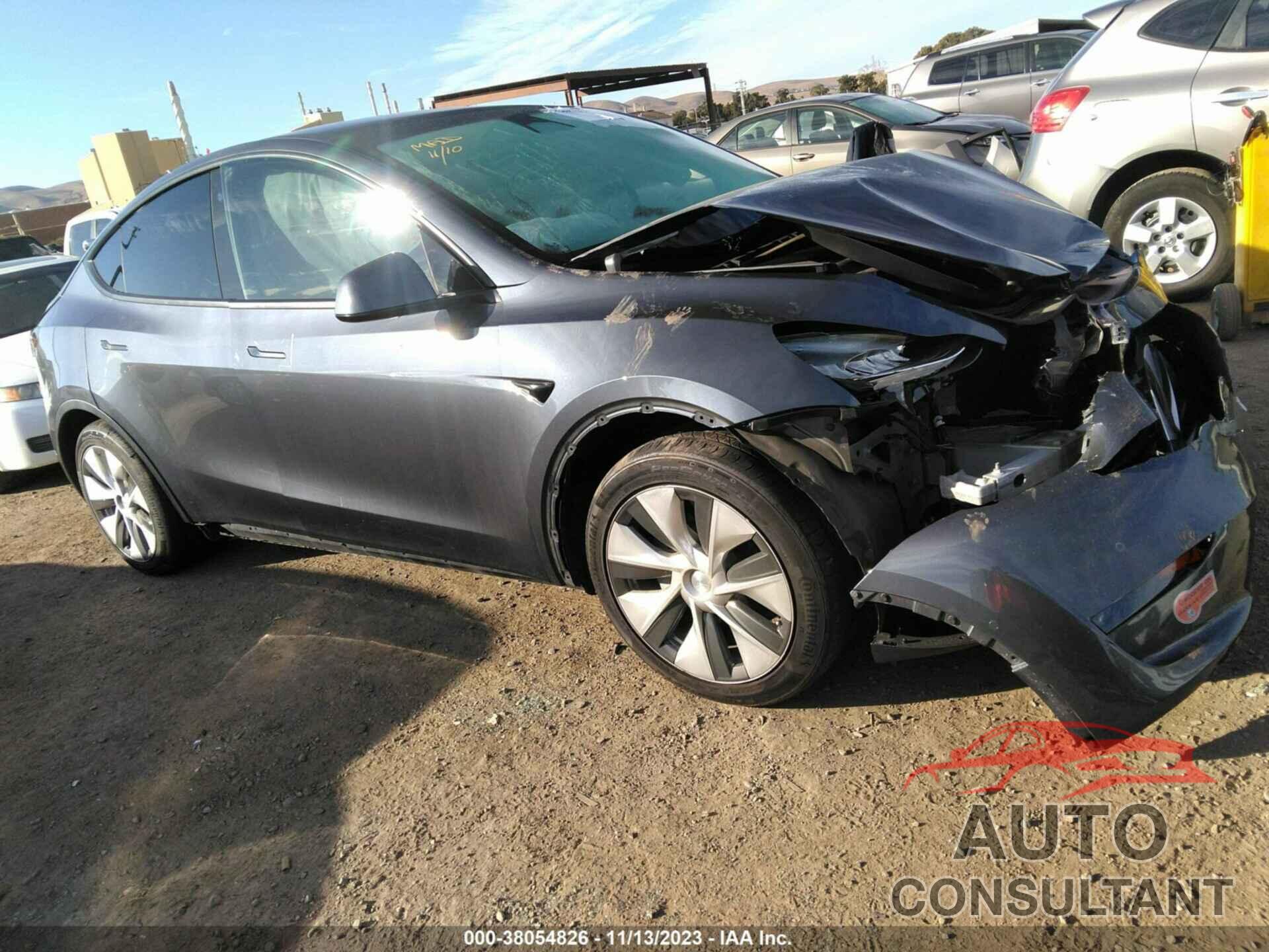 TESLA MODEL Y 2020 - 5YJYGDEE0LF026565