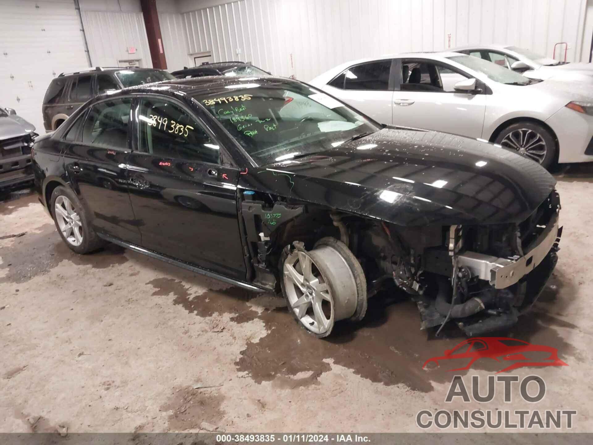 AUDI A4 2018 - WAUNNAF4XJA082478