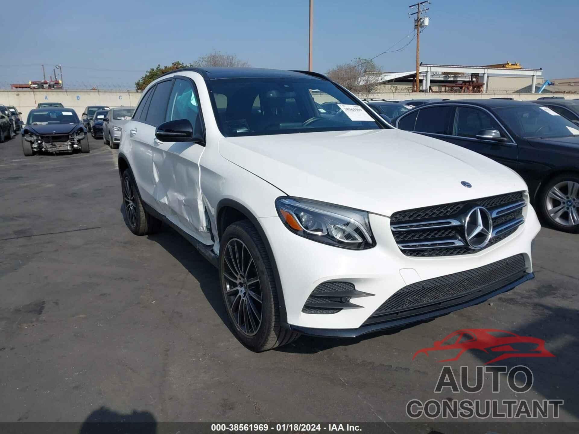 MERCEDES-BENZ GLC 300 2017 - WDC0G4JB9HV007380