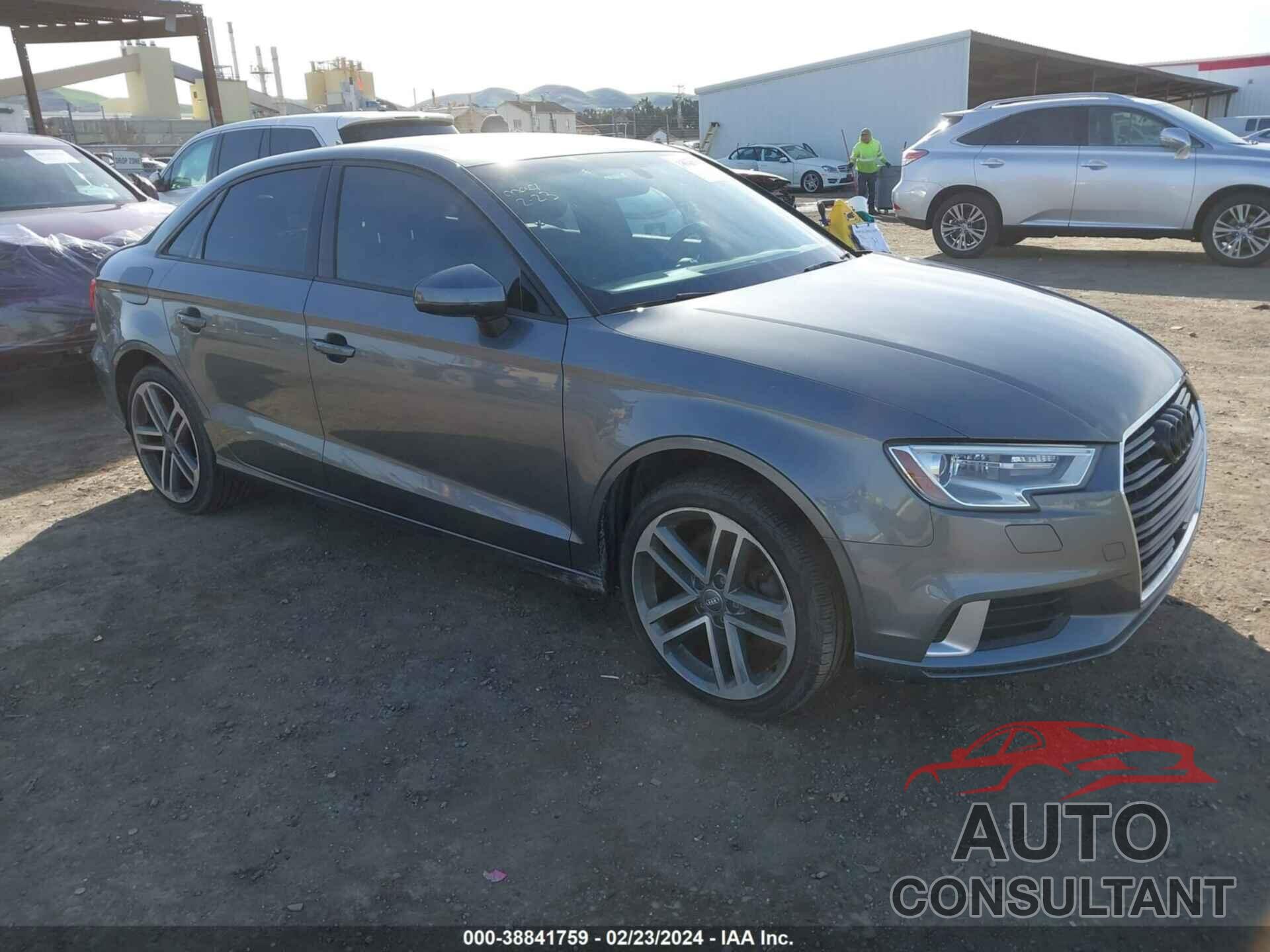 AUDI A3 2017 - WAUAUGFF5H1045077