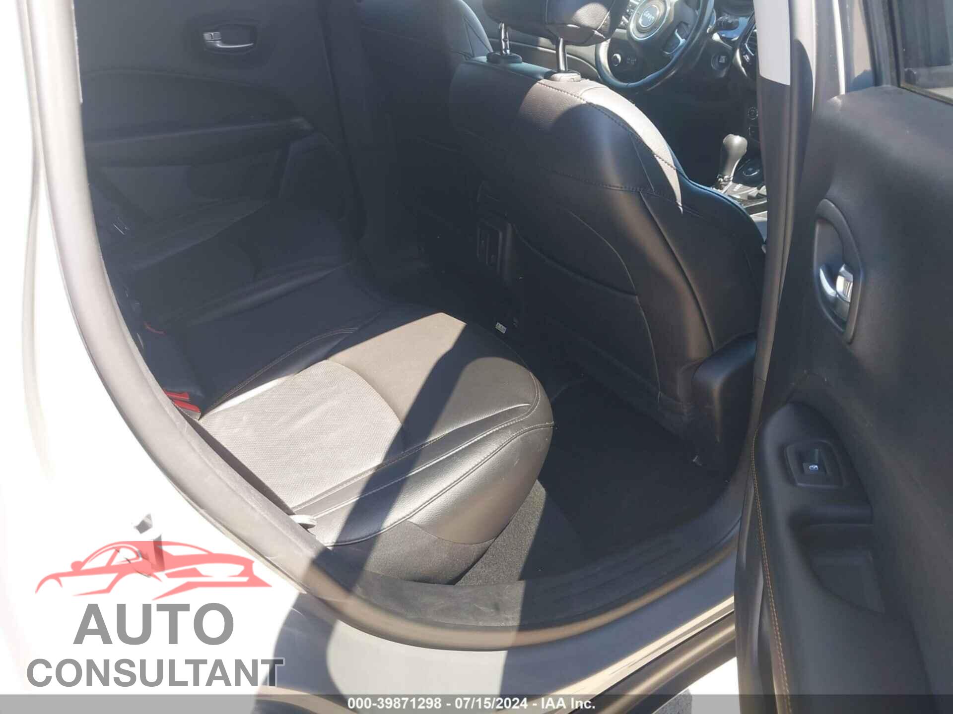 JEEP COMPASS 2021 - 3C4NJDCB6MT590382