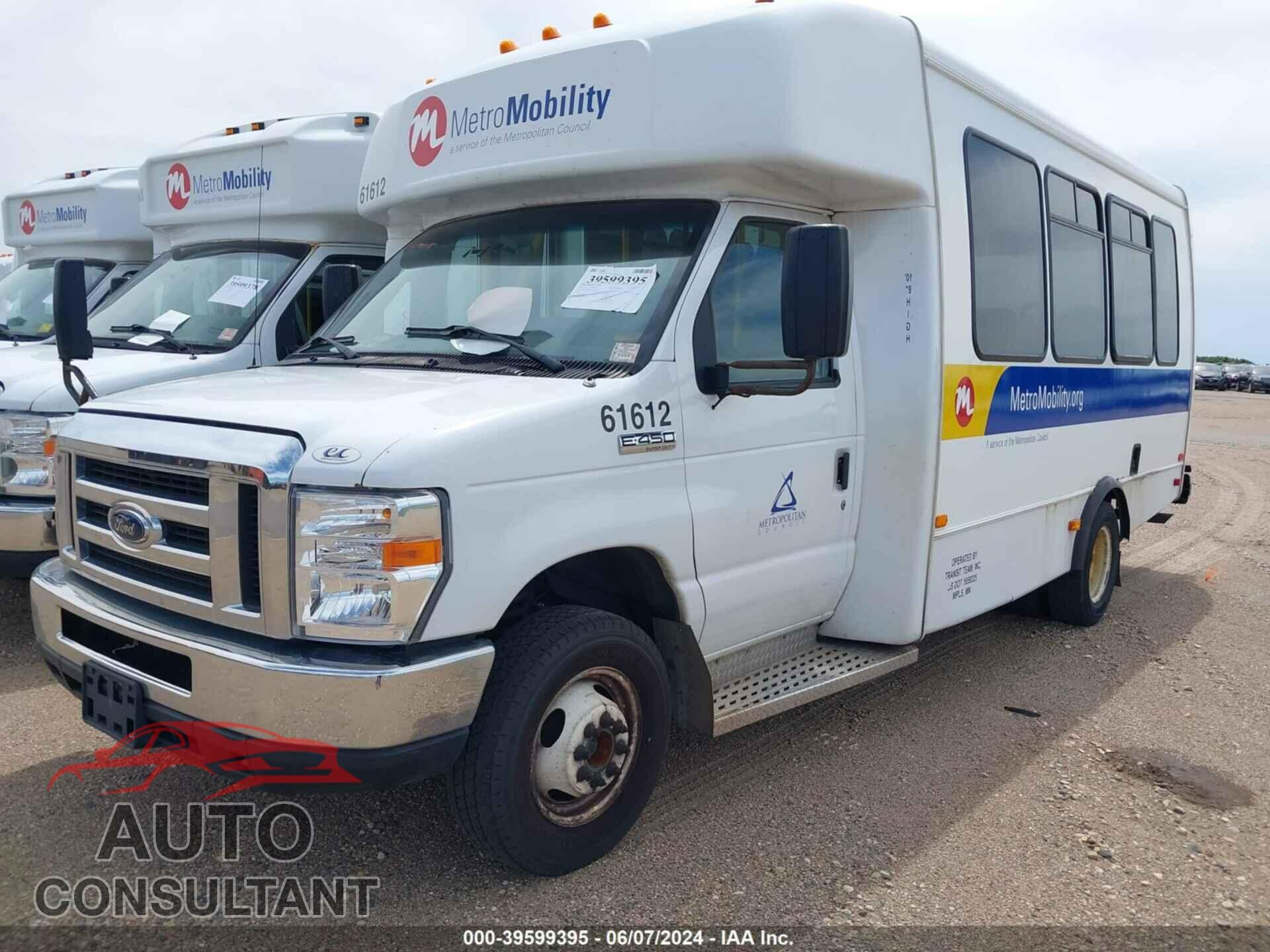 FORD E-450 CUTAWAY 2017 - 1FDFE4FS3HDC36475