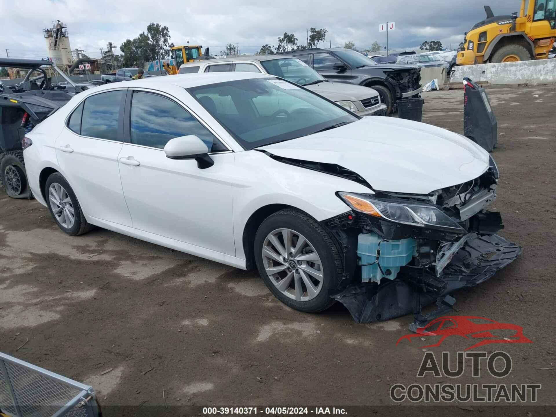 TOYOTA CAMRY 2021 - 4T1C11AK8MU453485