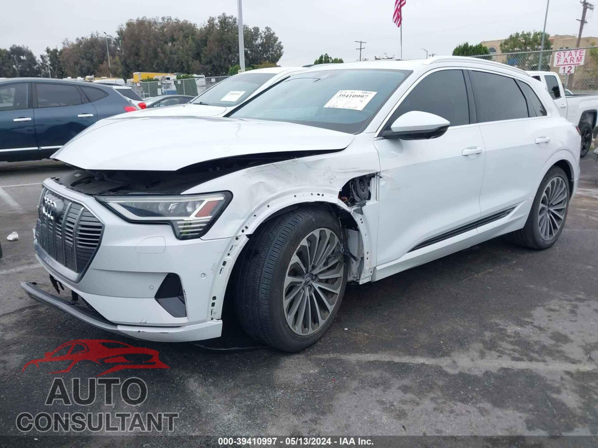 AUDI E-TRON 2019 - WA1VAAGE0KB006909