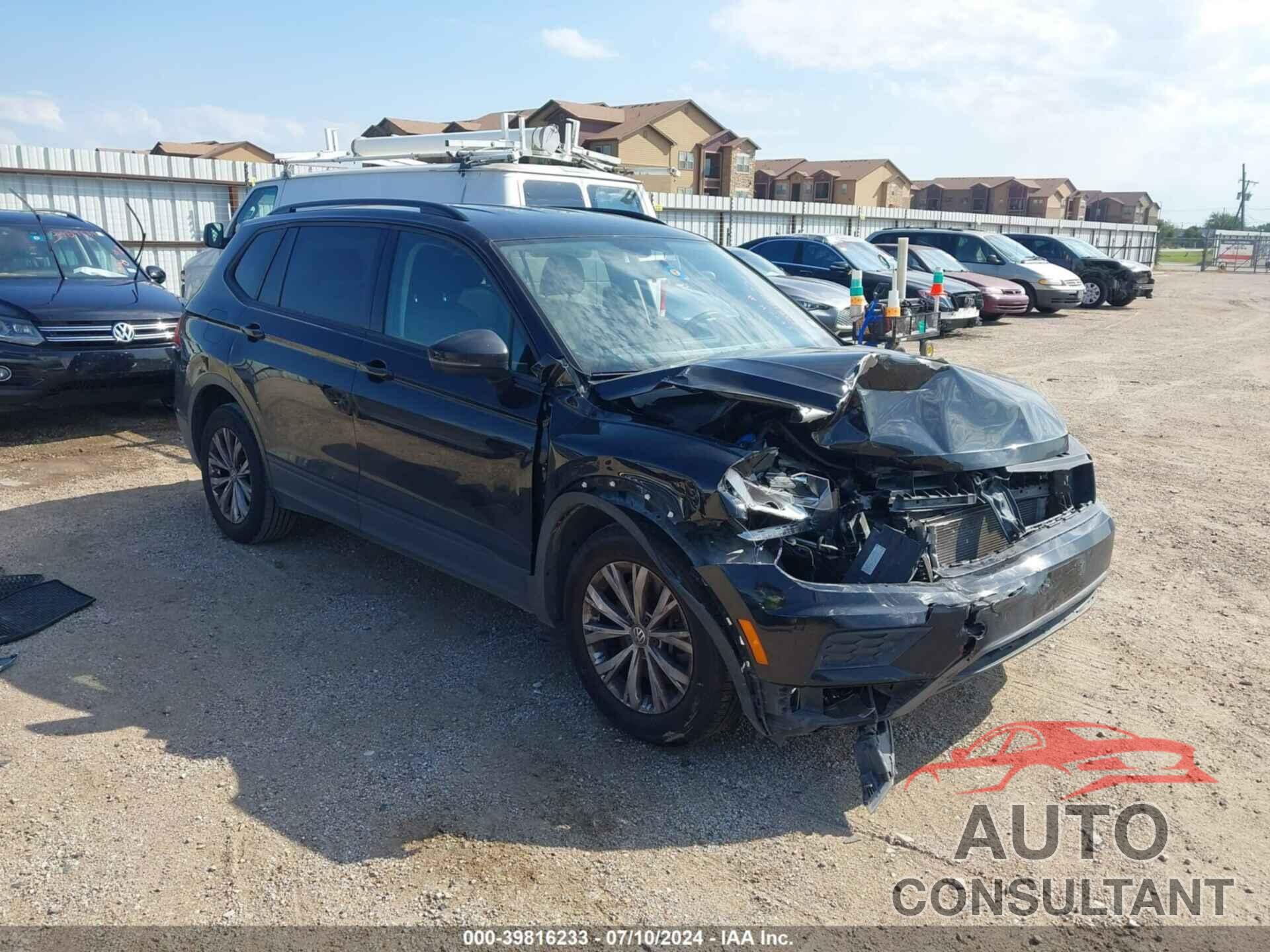 VOLKSWAGEN TIGUAN 2018 - 3VV1B7AXXJM028522