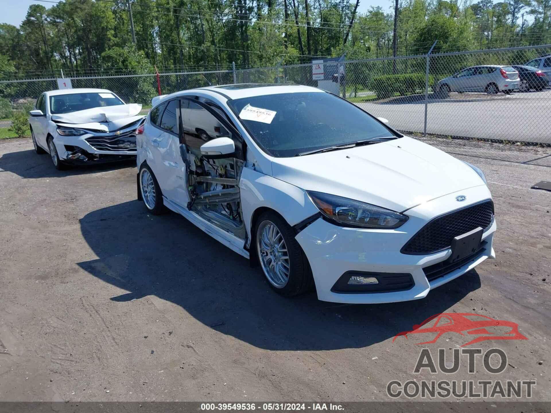 FORD FOCUS ST 2016 - 1FADP3L93GL289172