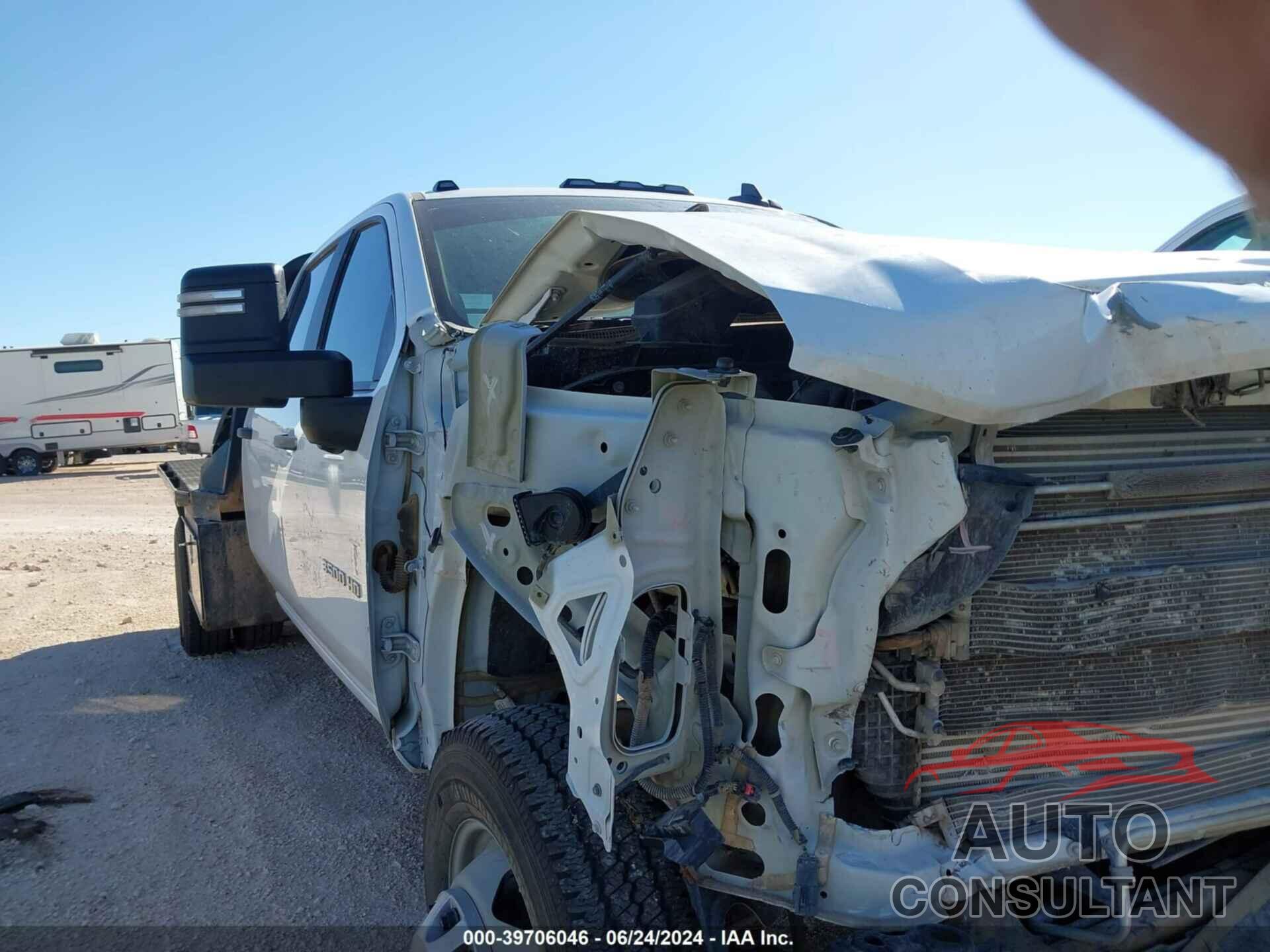 CHEVROLET SILVERADO 3500HD CHASSIS 2021 - 1GB4YSEY3MF277009