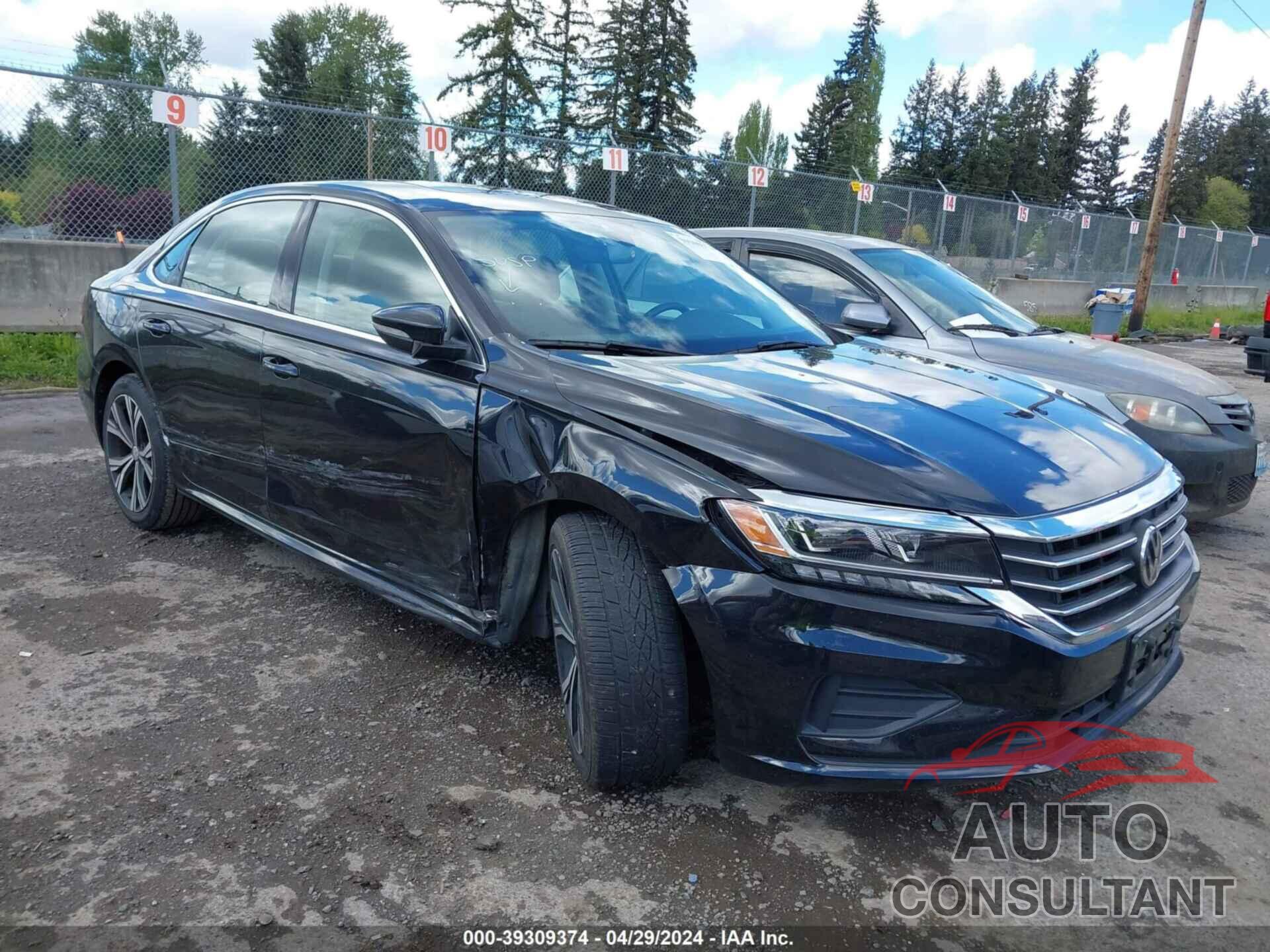 VOLKSWAGEN PASSAT 2021 - 1VWSA7A35MC001105