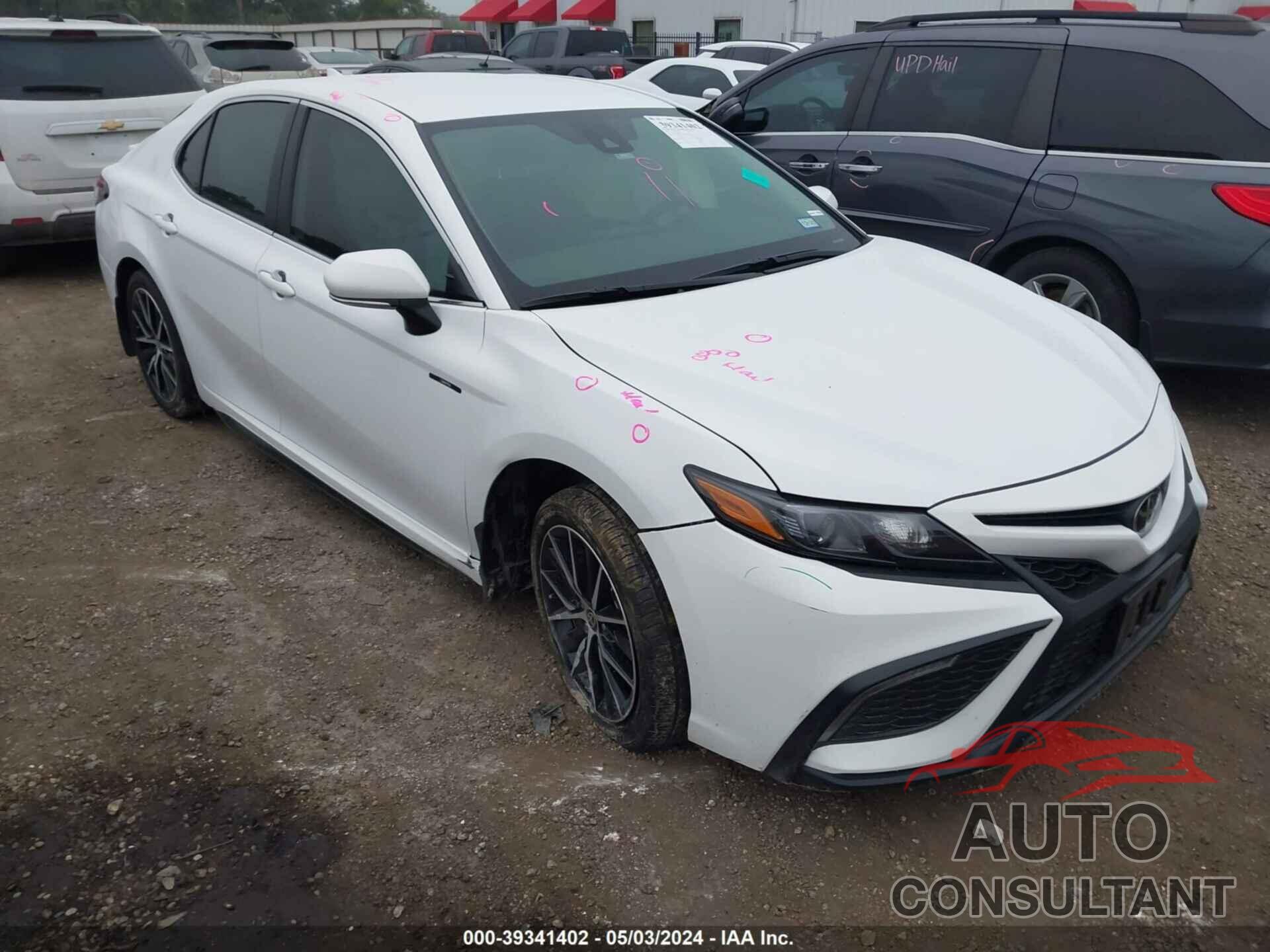 TOYOTA CAMRY 2024 - 4T1G11AK1RU880516