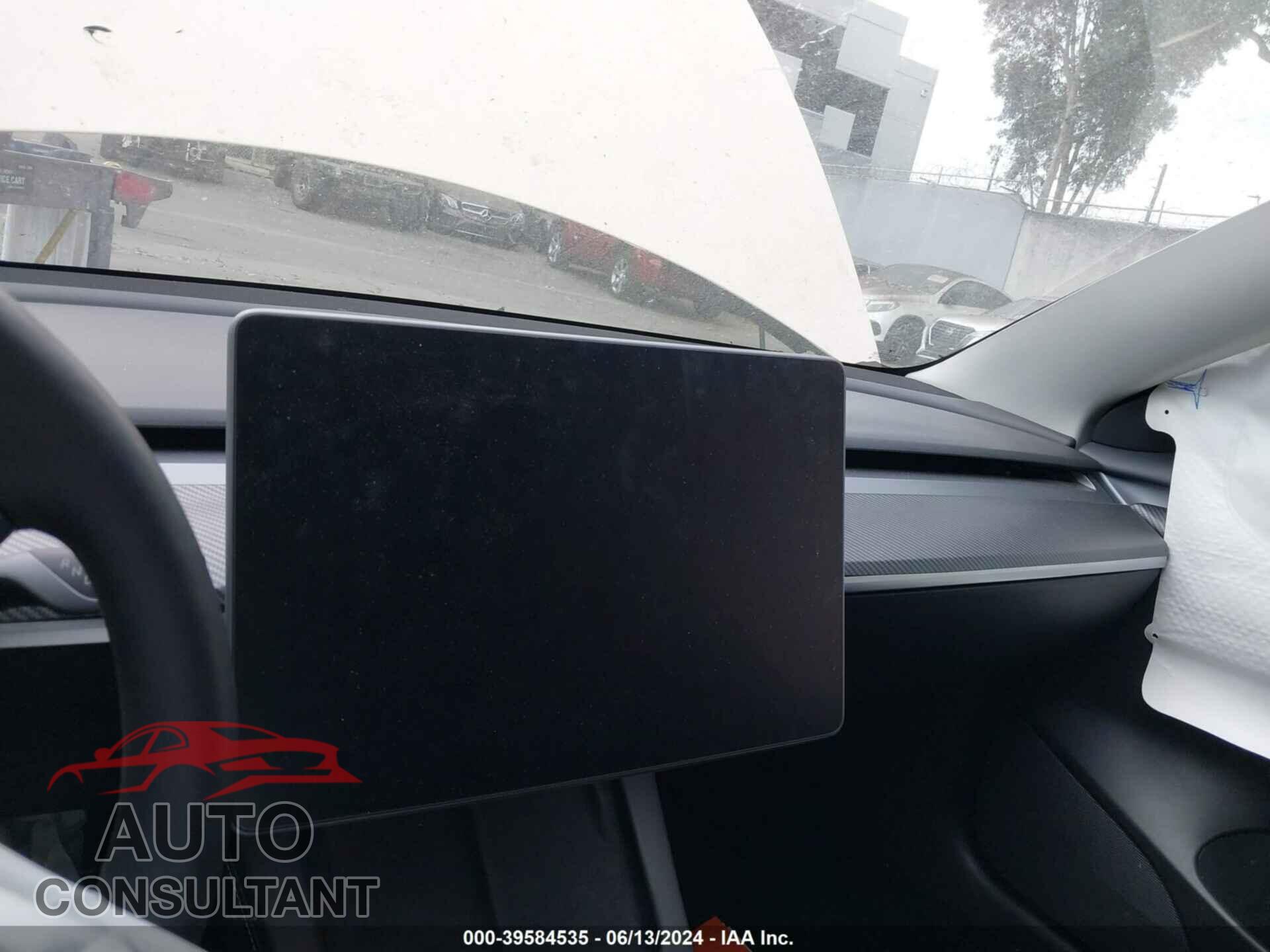 TESLA MODEL 3 2021 - 5YJ3E1EA9MF093906