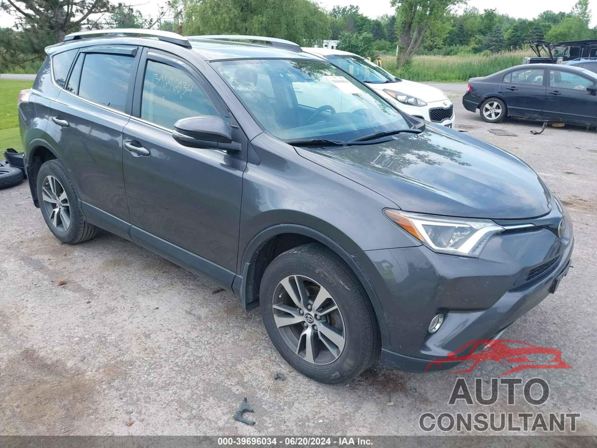 TOYOTA RAV4 2017 - JTMRFREV0HJ164983