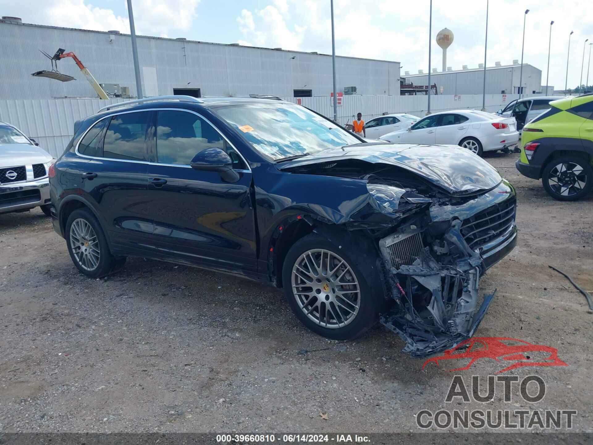 PORSCHE CAYENNE 2017 - WP1AB2A26HLA50534