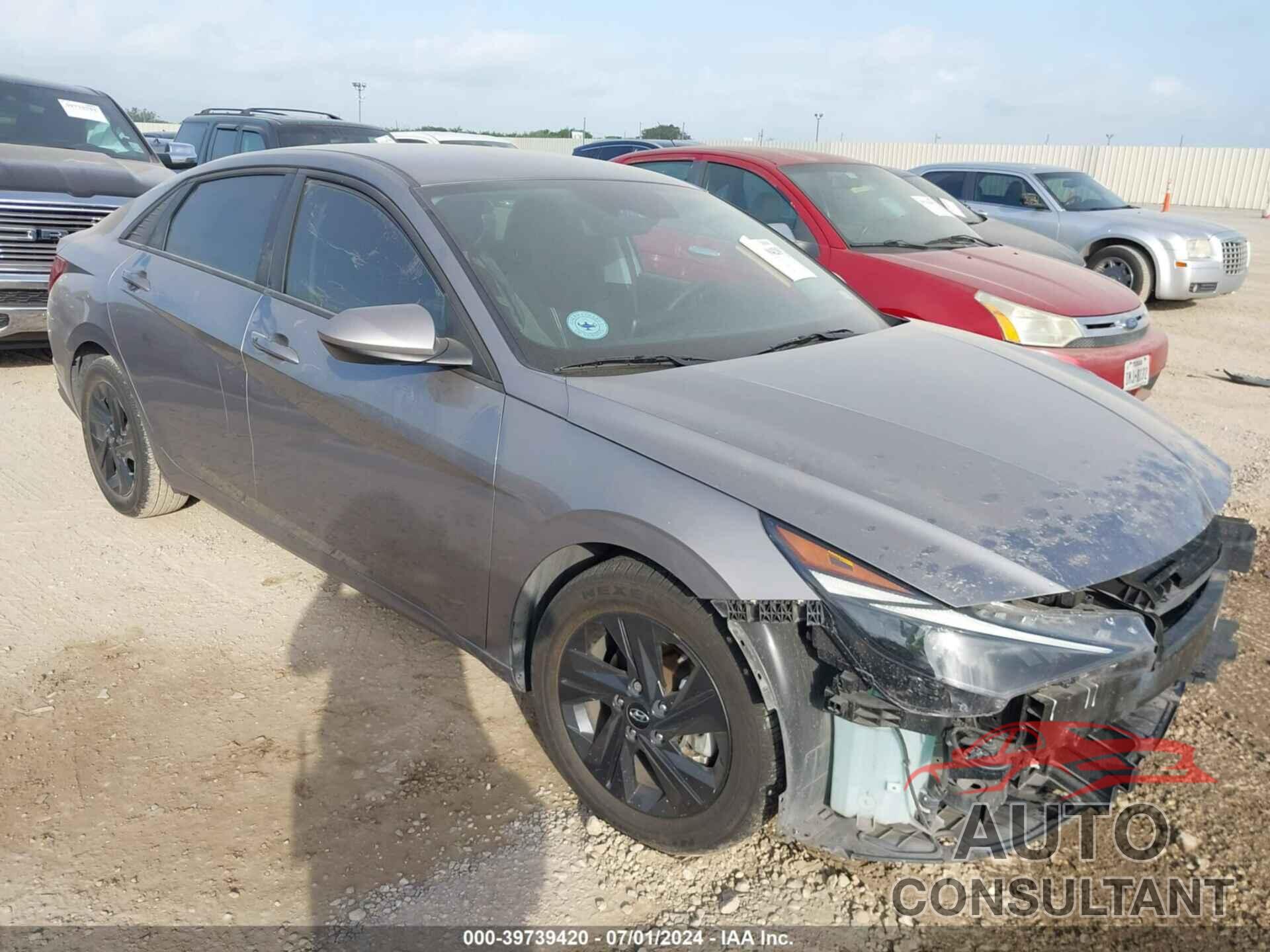 HYUNDAI ELANTRA 2023 - KMHLM4AG1PU435659