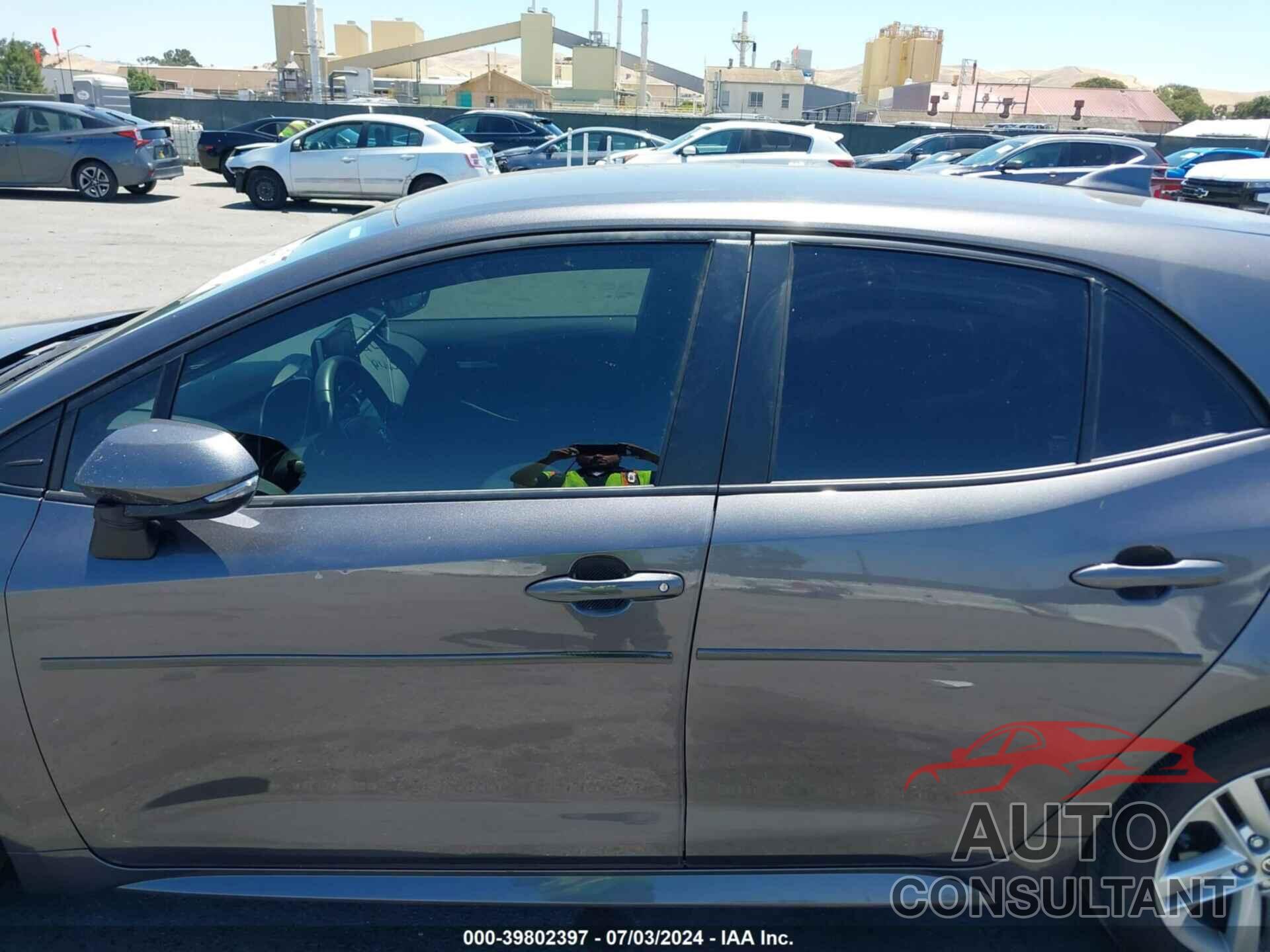 TOYOTA COROLLA 2022 - JTND4MBE0N3151766