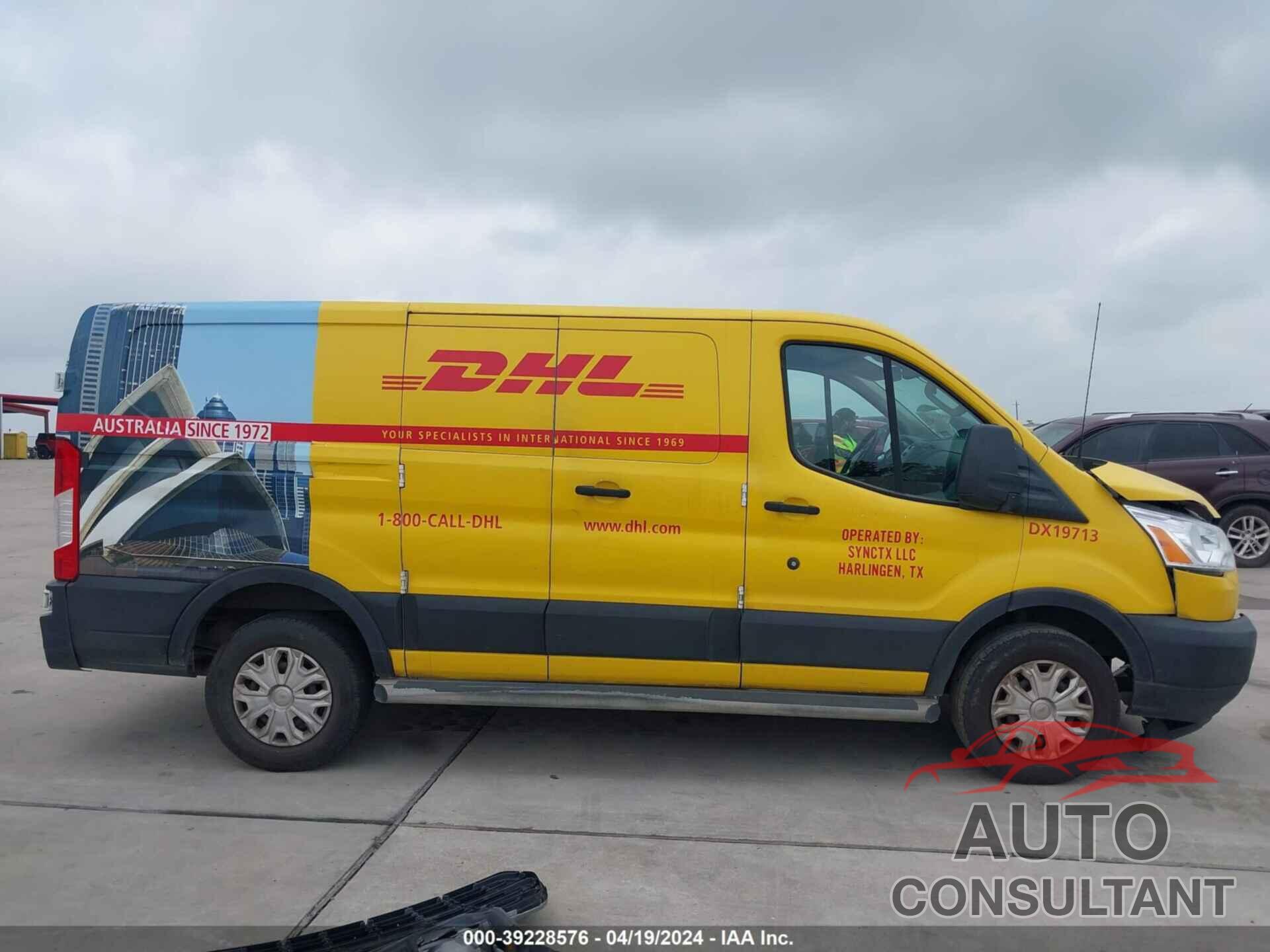 FORD TRANSIT 2019 - 1FTYR1ZM1KKA56170