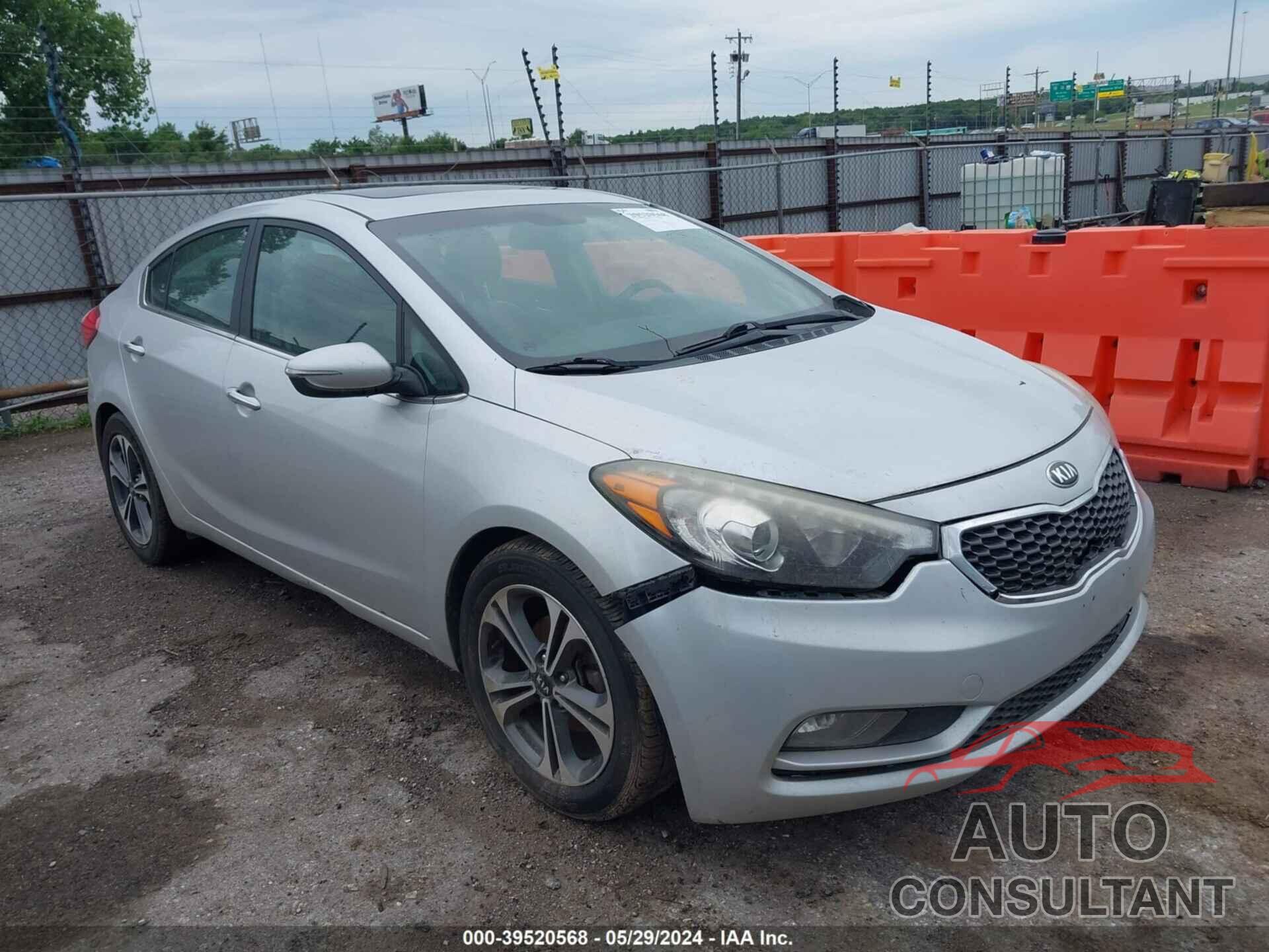 KIA FORTE 2016 - KNAFZ4A86G5504722