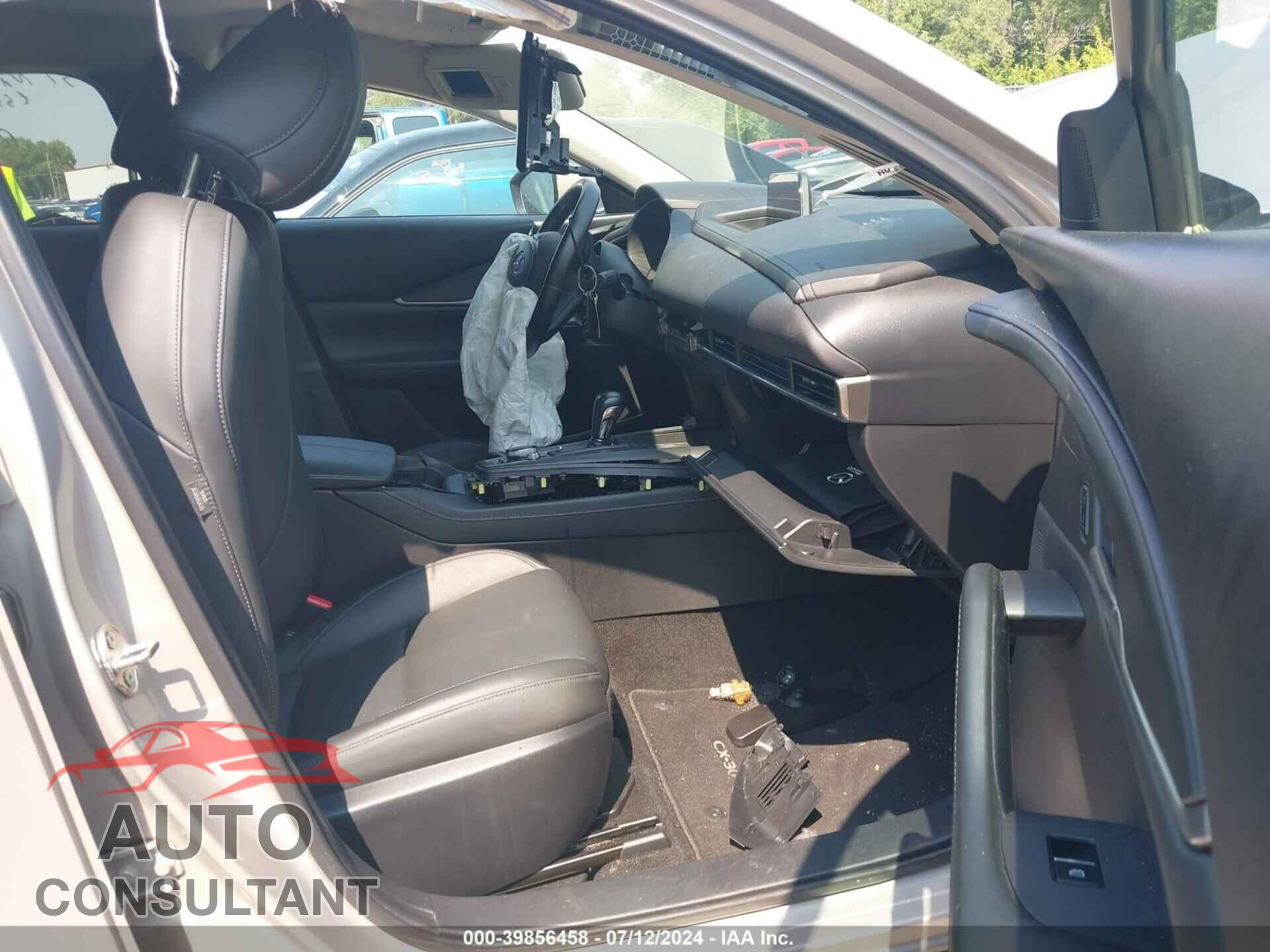 MAZDA CX-30 2023 - 3MVDMBBM8PM525900