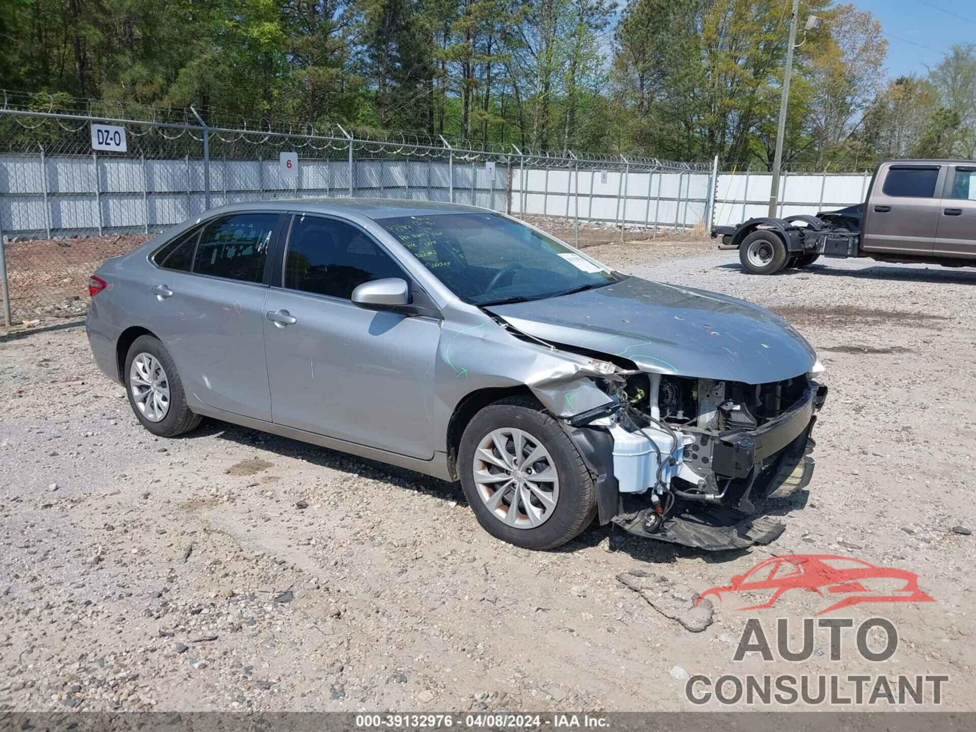 TOYOTA CAMRY 2017 - 4T1BF1FK8HU702525
