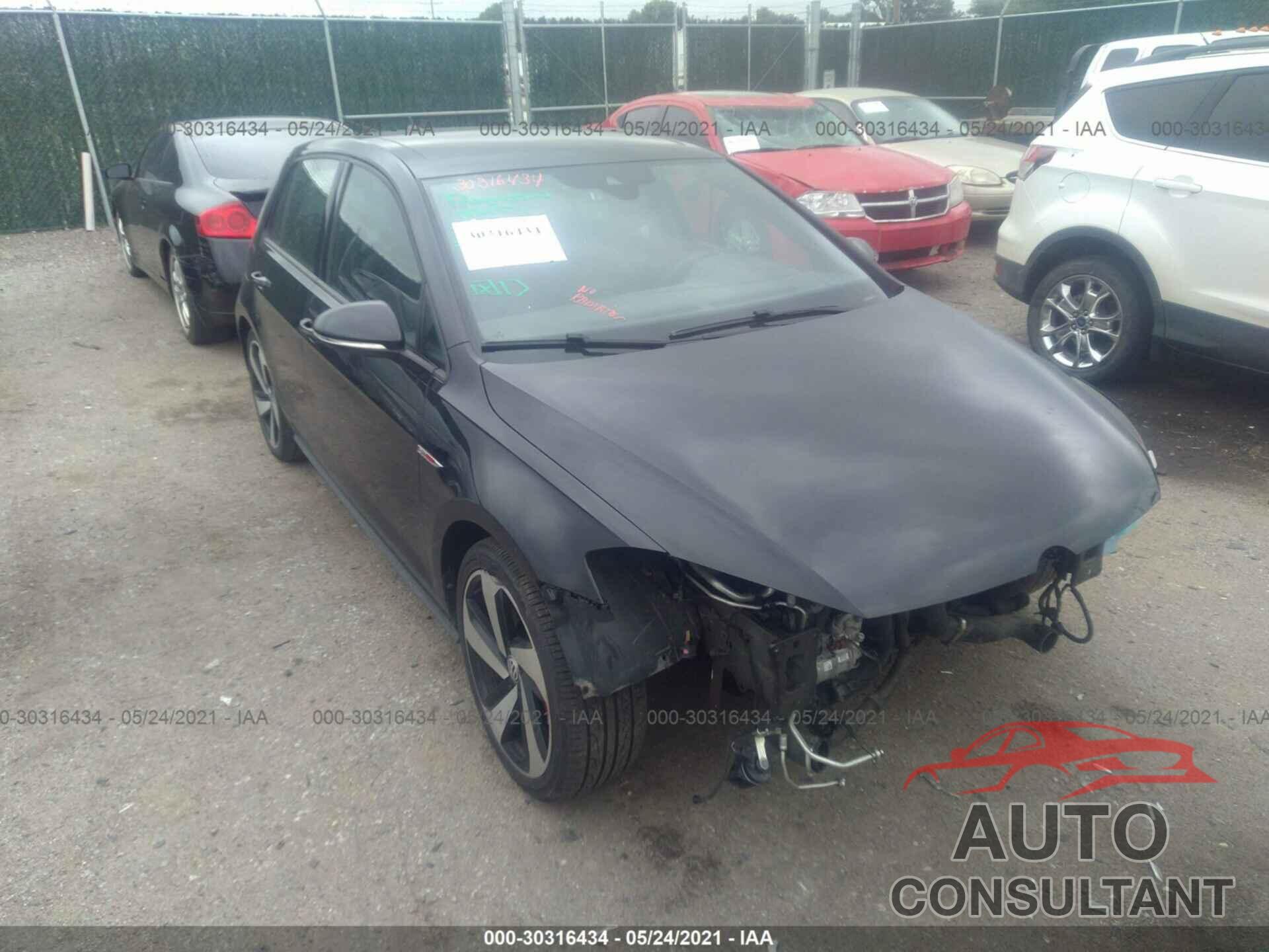 VOLKSWAGEN GOLF GTI 2018 - 3VW547AU7JM279236