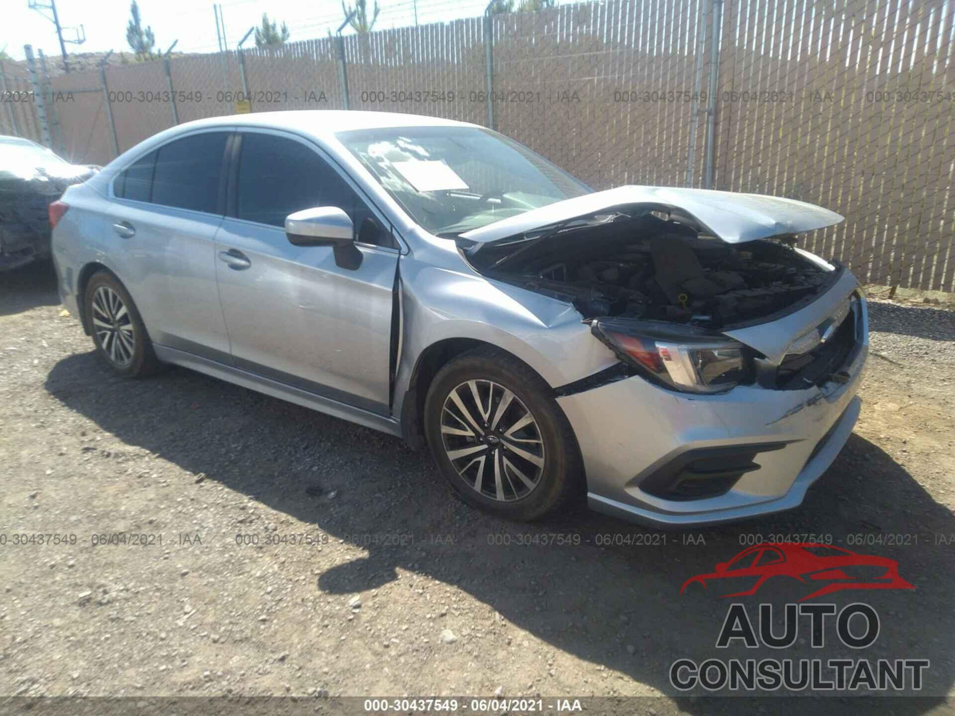 SUBARU LEGACY 2019 - 4S3BNAF65K3005076