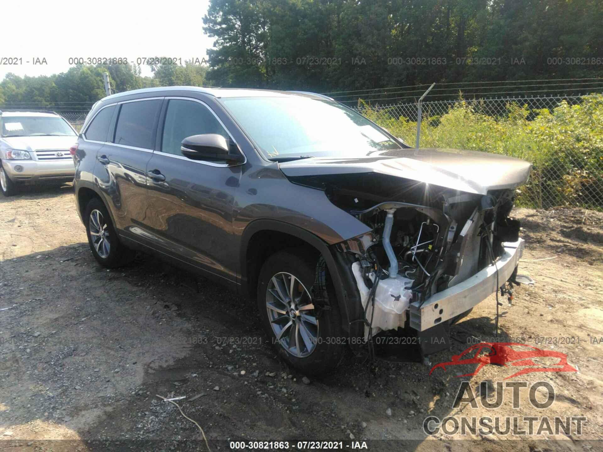 TOYOTA HIGHLANDER 2018 - 5TDKZRFH8JS548875