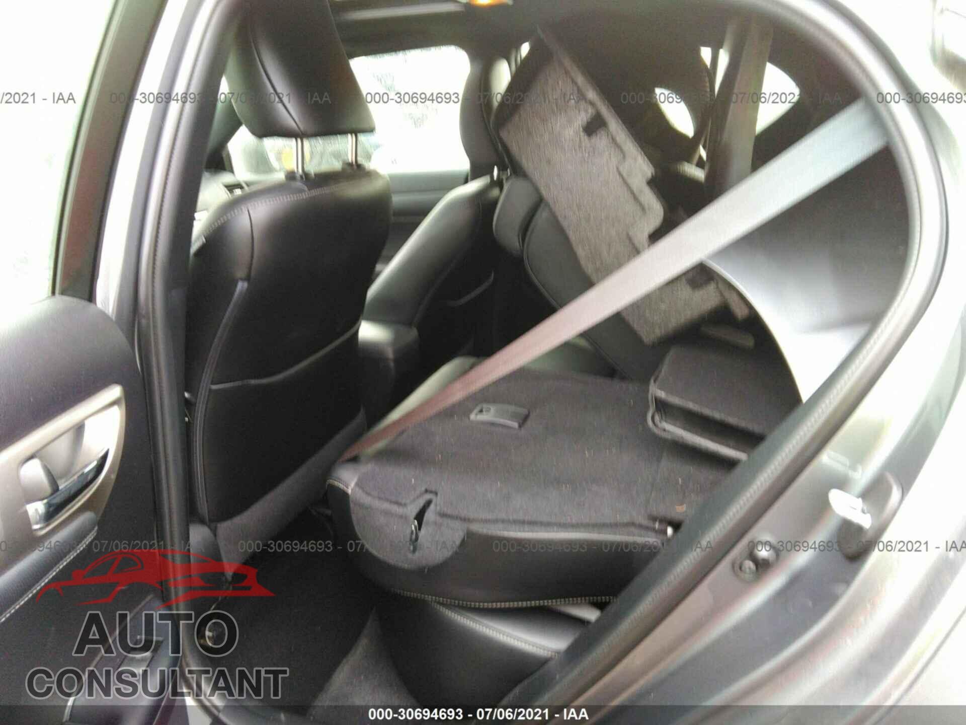 LEXUS CT 2017 - JTHKD5BH2H2289054
