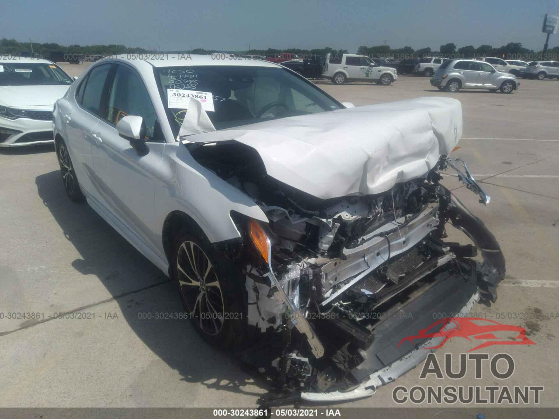 TOYOTA CAMRY 2020 - 4T1G11AK4LU940957