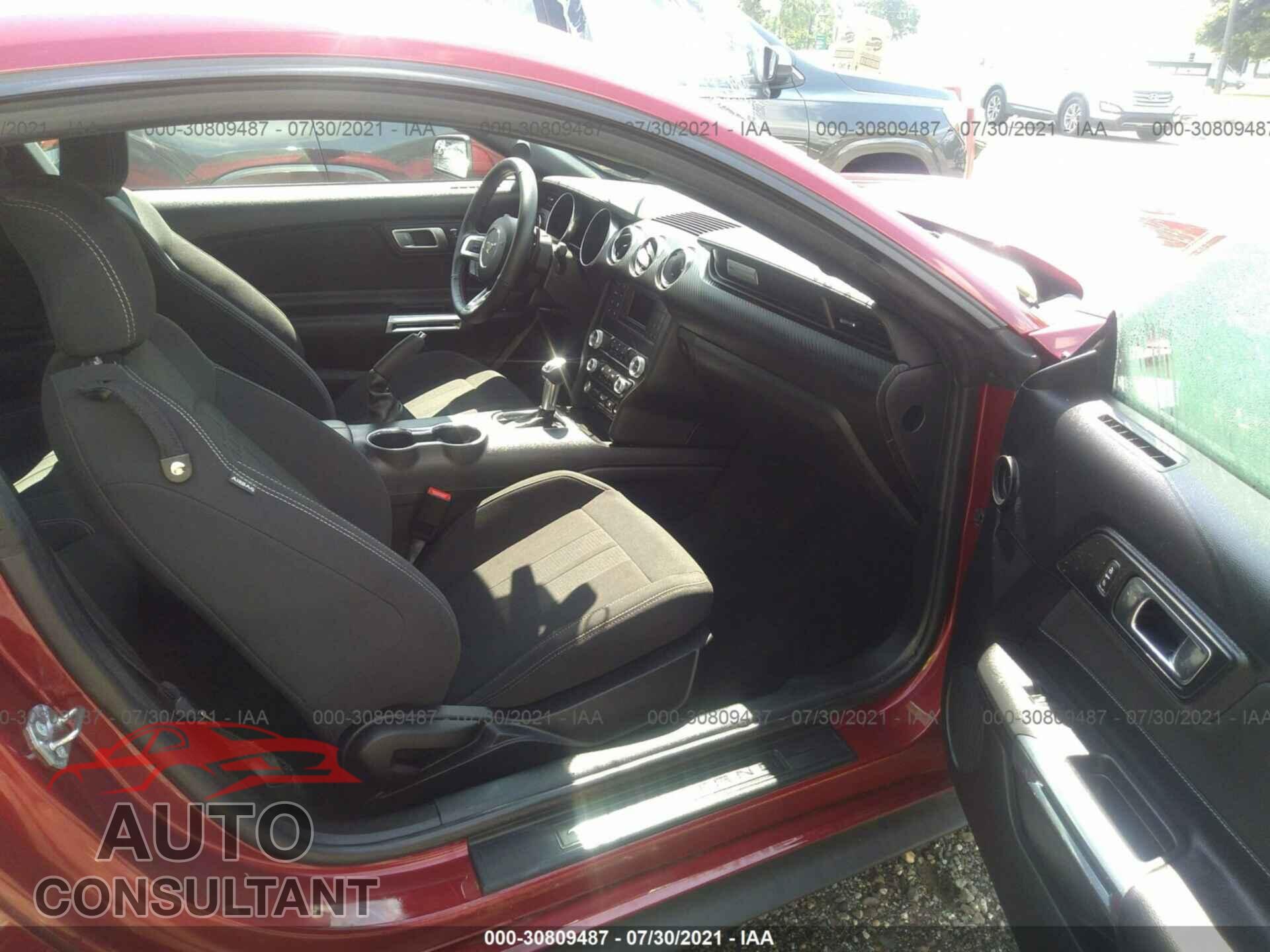 FORD MUSTANG 2019 - 1FA6P8TH9K5165949