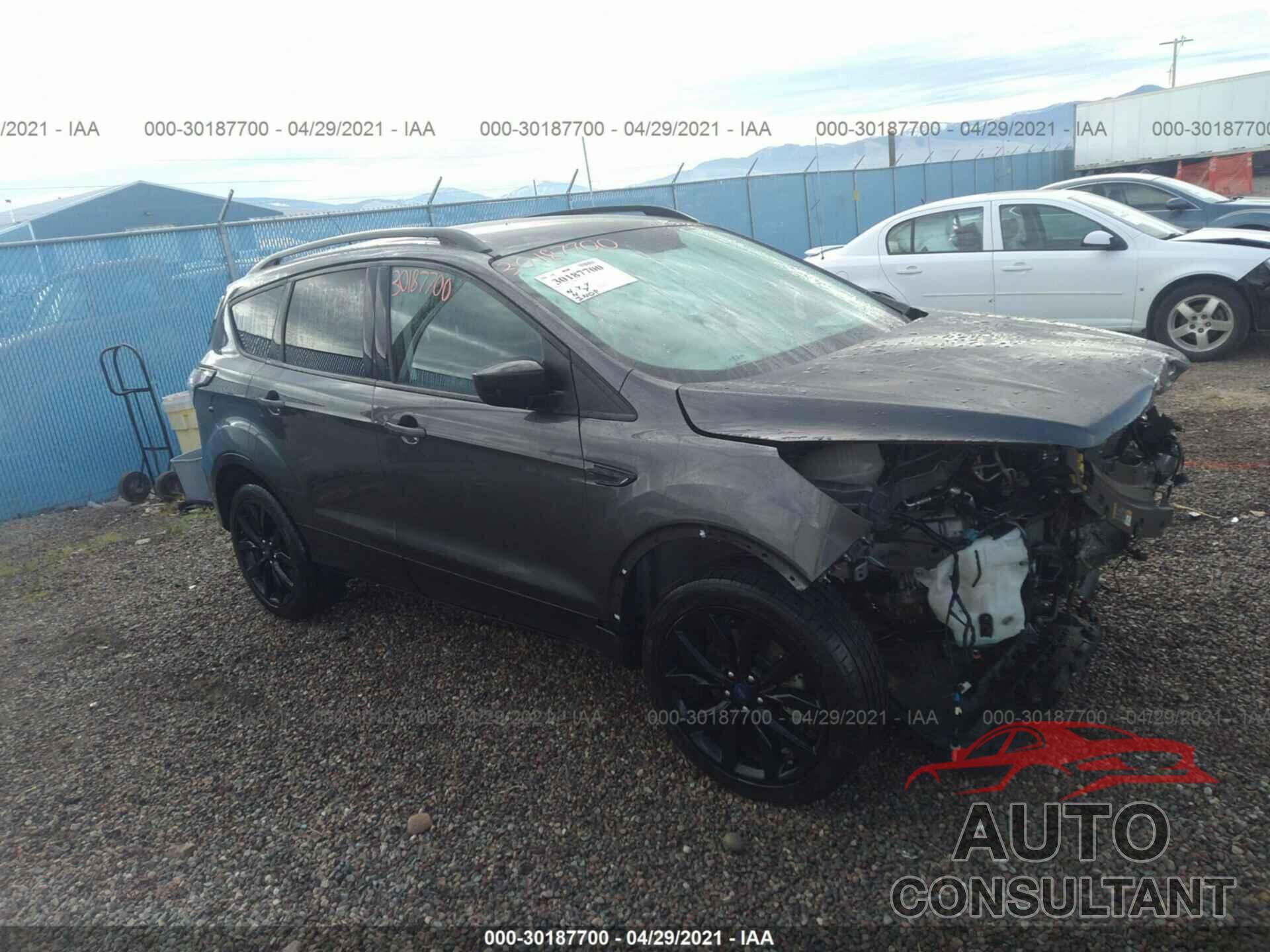 FORD ESCAPE 2018 - 1FMCU9GD7JUA57669