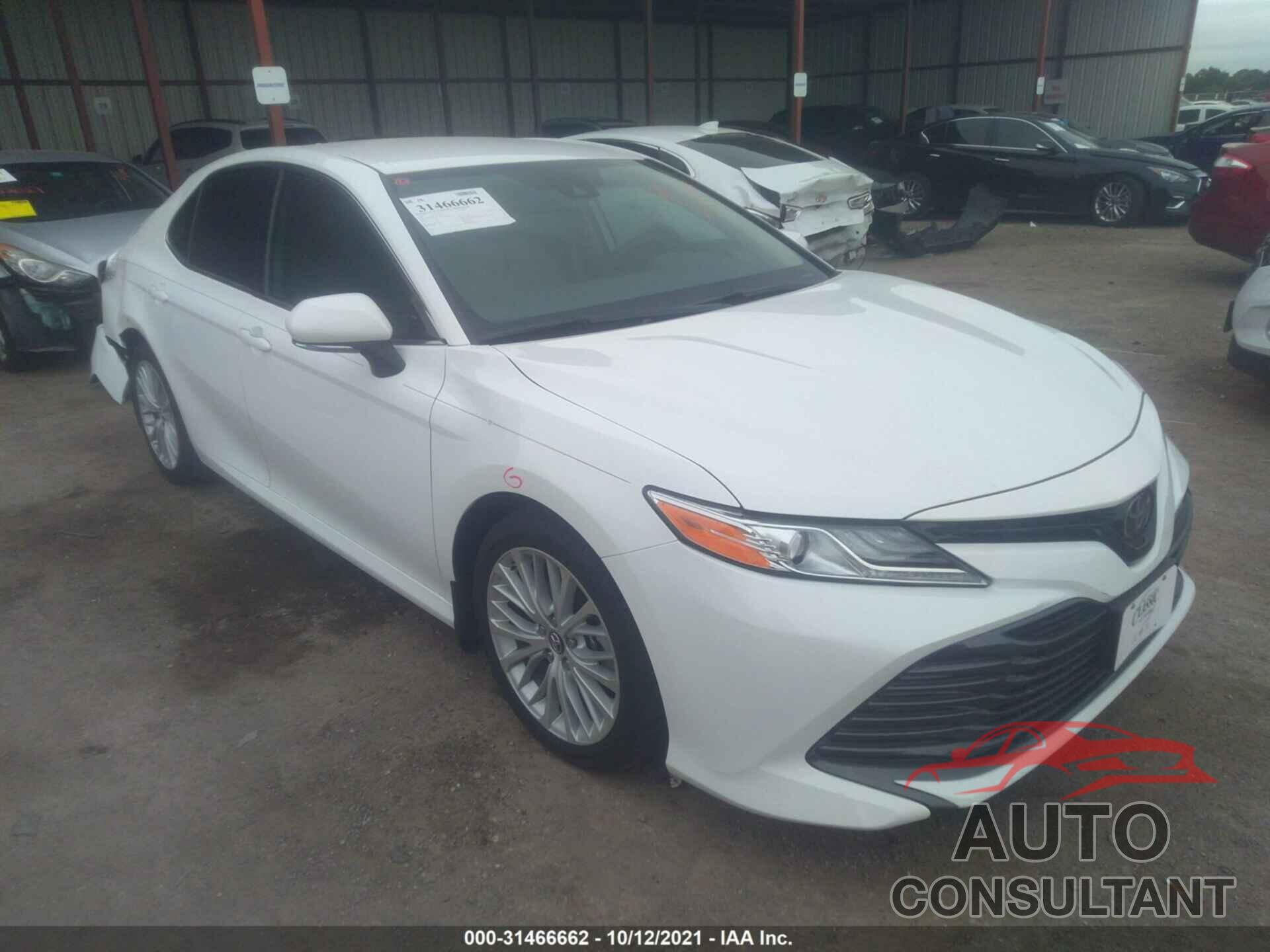 TOYOTA CAMRY 2019 - 4T1B11HK0KU772121