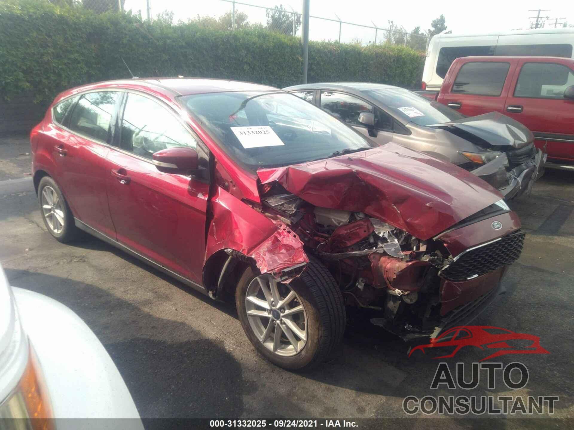 FORD FOCUS 2017 - 1FADP3K29HL210853