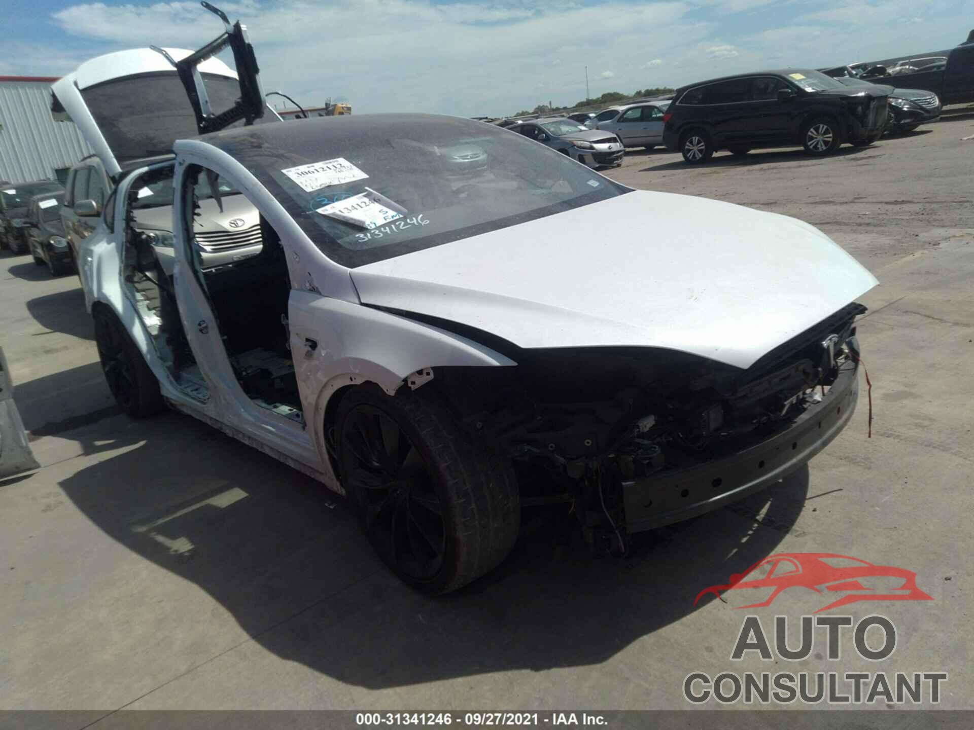 TESLA MODEL X 2018 - 5YJXCBE43JF103798