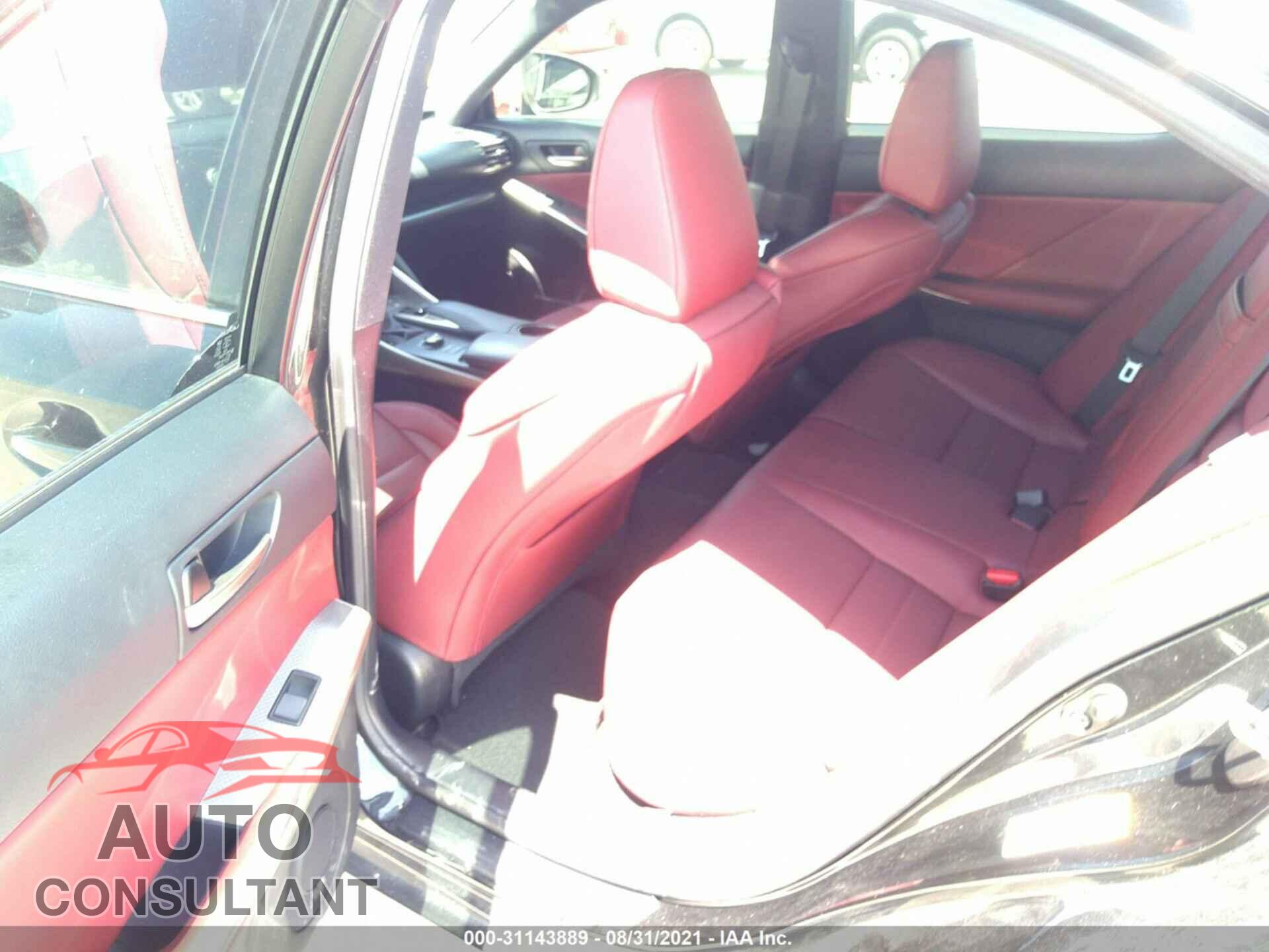 LEXUS IS 2018 - JTHBA1D21J5081486