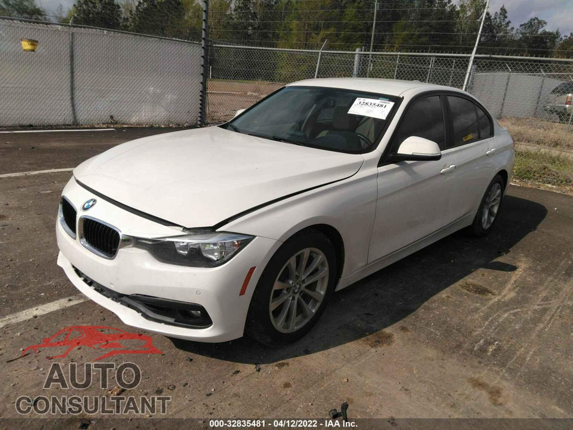 BMW 3 SERIES 2016 - WBA8E1G56GNU10582