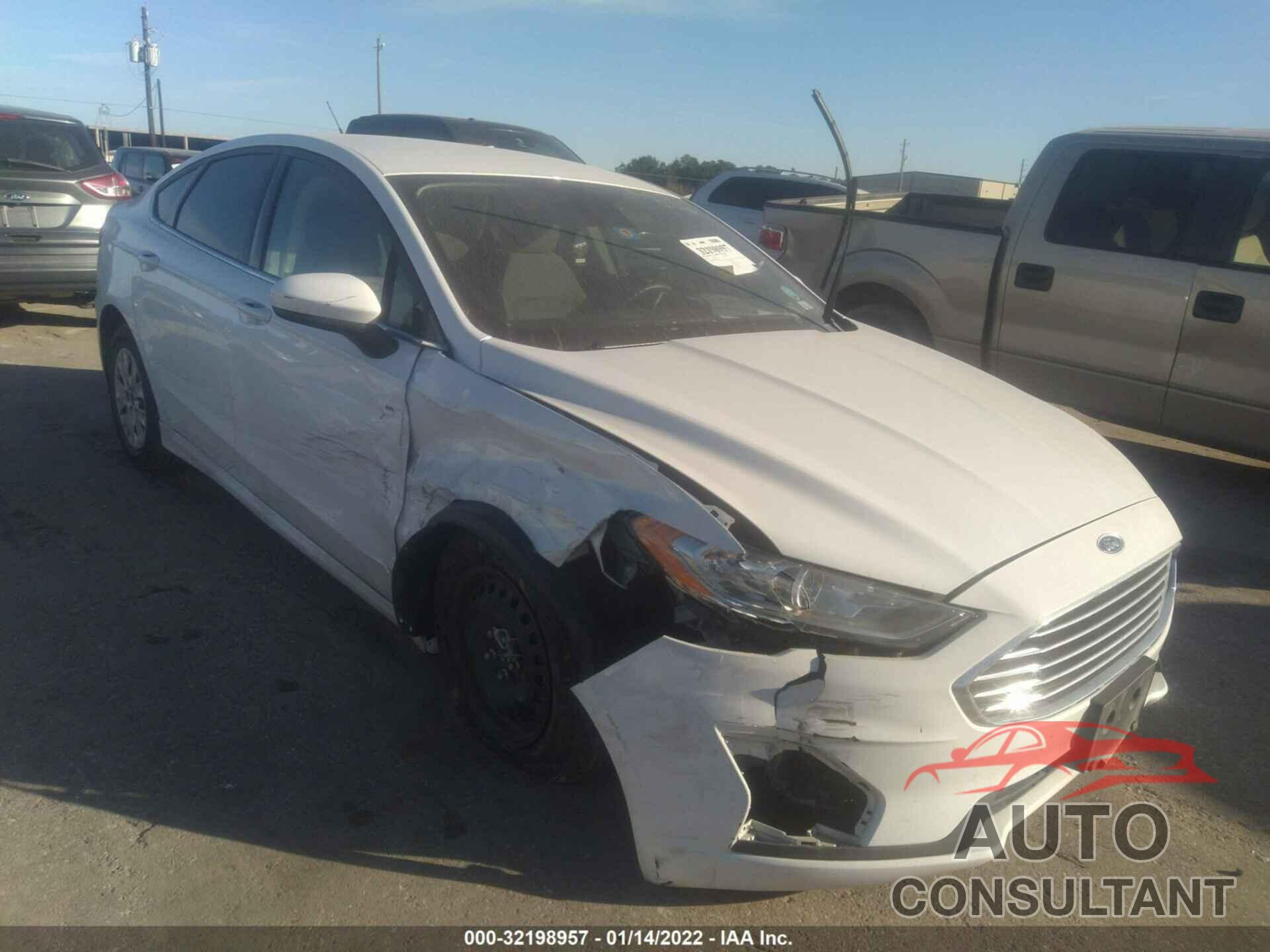 FORD FUSION 2019 - 3FA6P0G78KR282700
