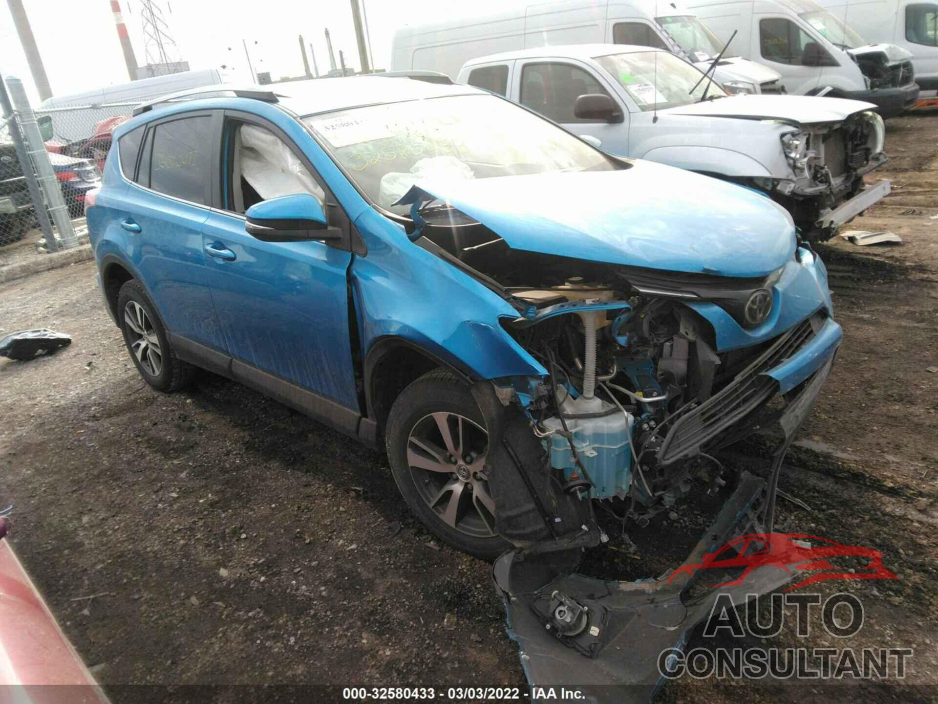 TOYOTA RAV4 2018 - JTMRFREV0JD254865
