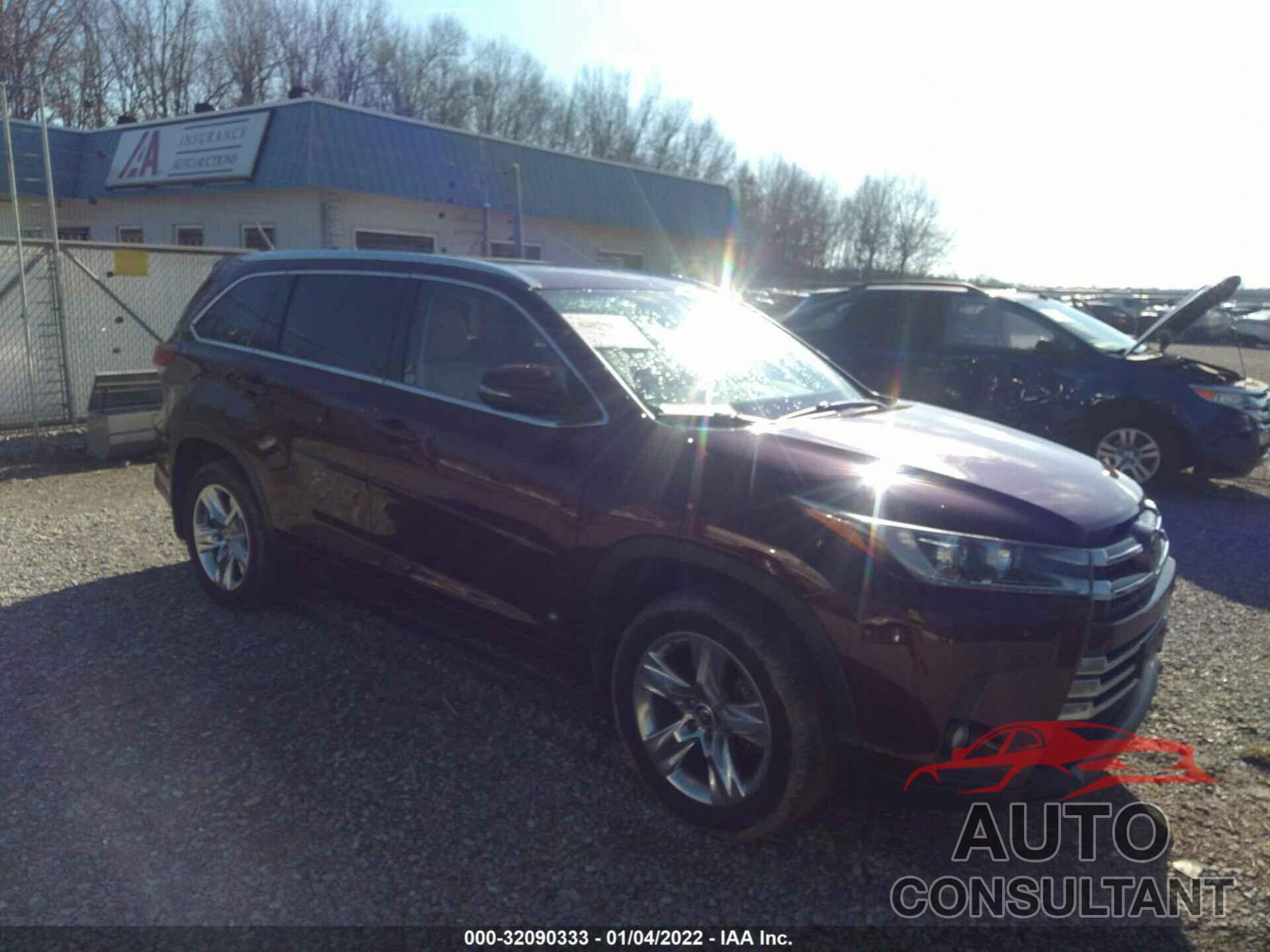TOYOTA HIGHLANDER 2018 - 5TDDZRFH4JS844162