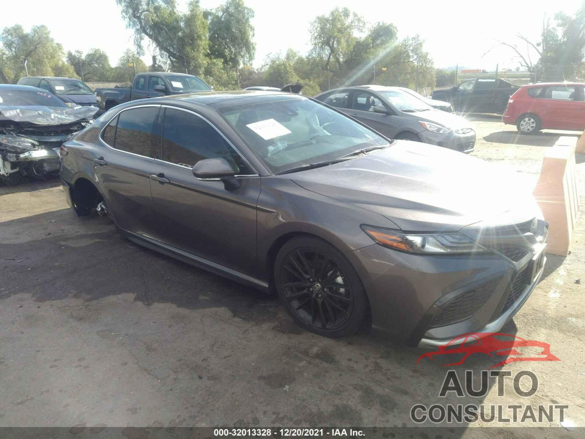 TOYOTA CAMRY 2022 - 4T1K61AK2NU008710