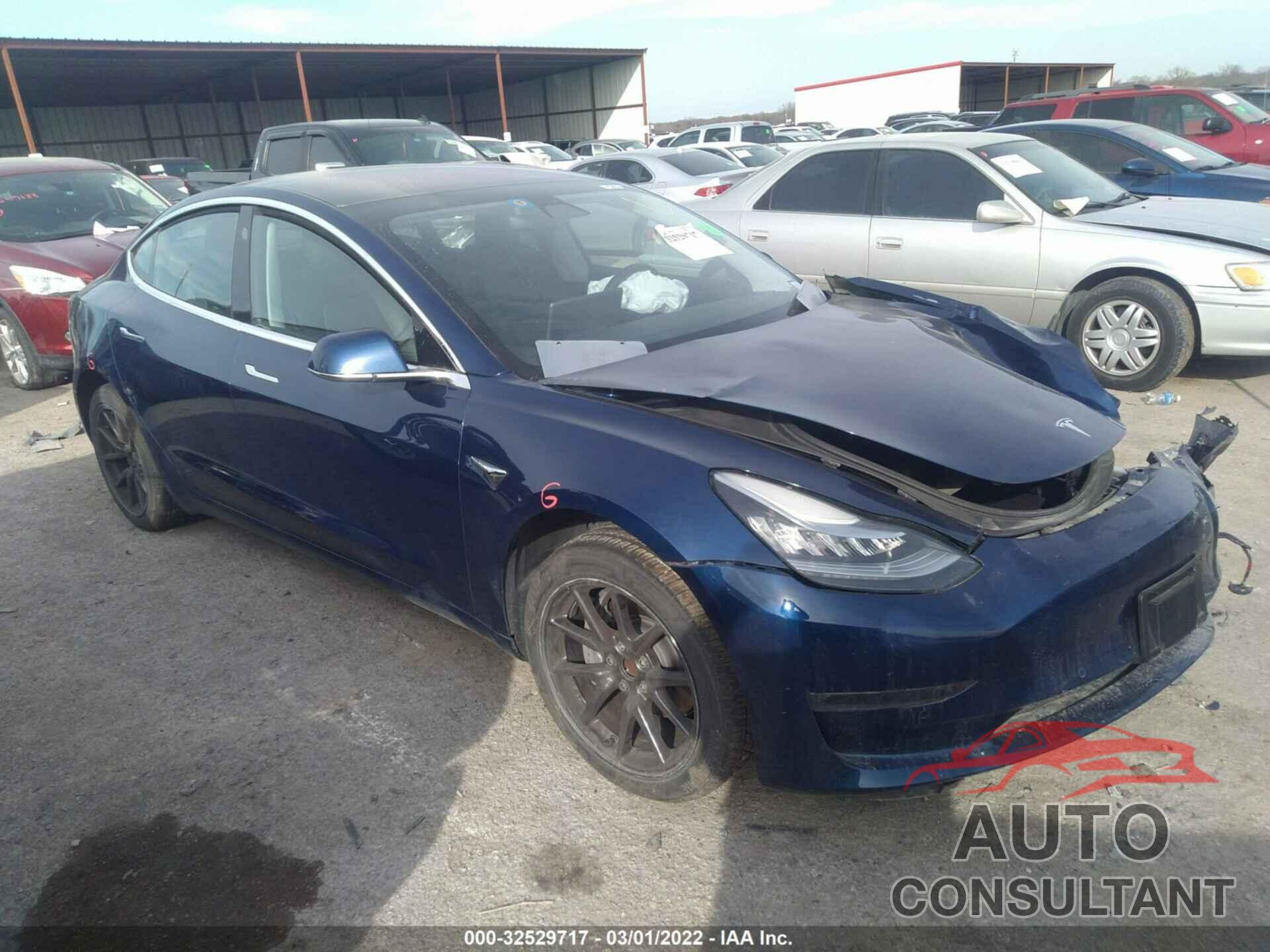 TESLA MODEL 3 2017 - 5YJ3E1EA7HF000774
